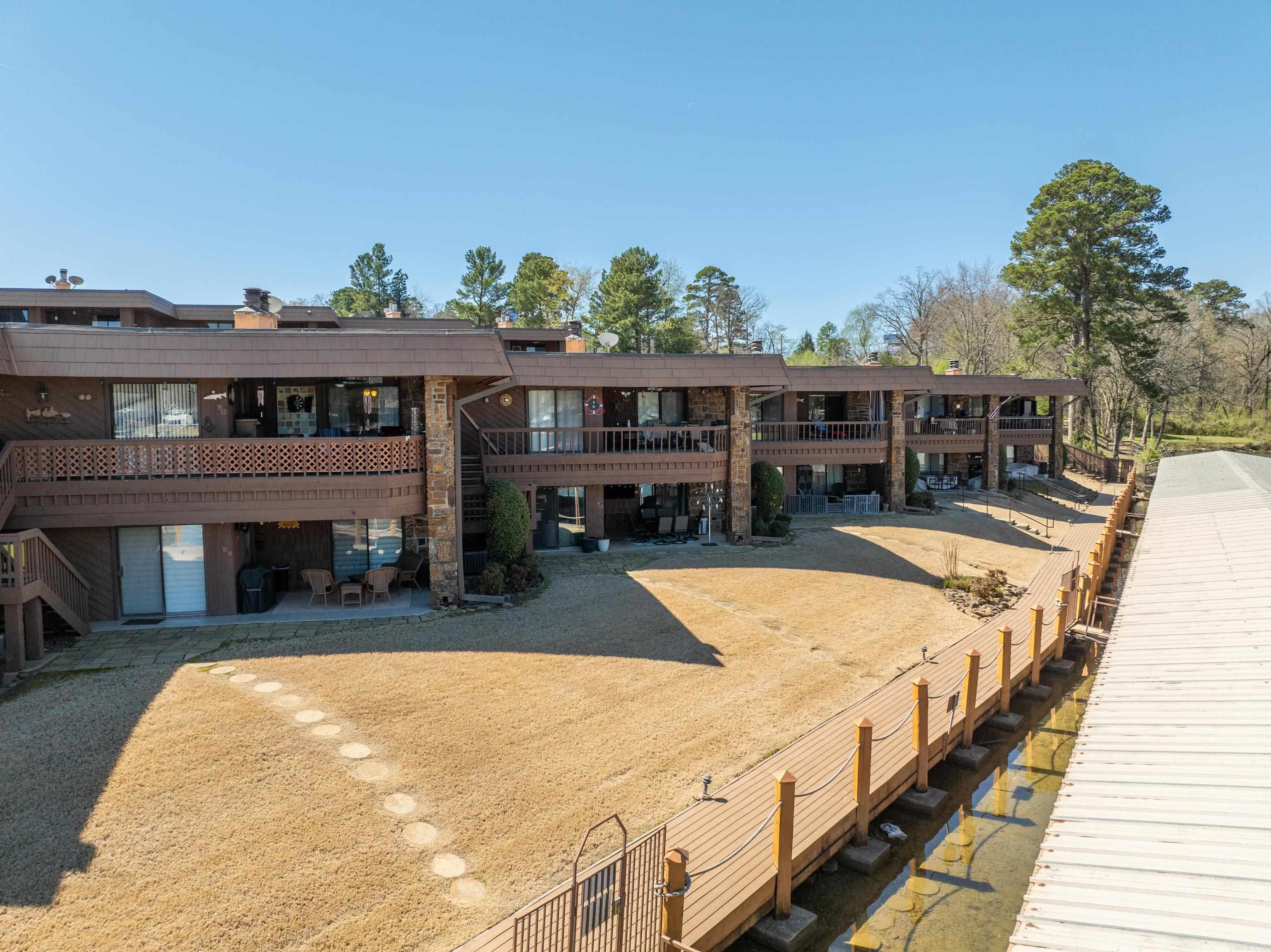 1412  Airport  Hot Springs, AR