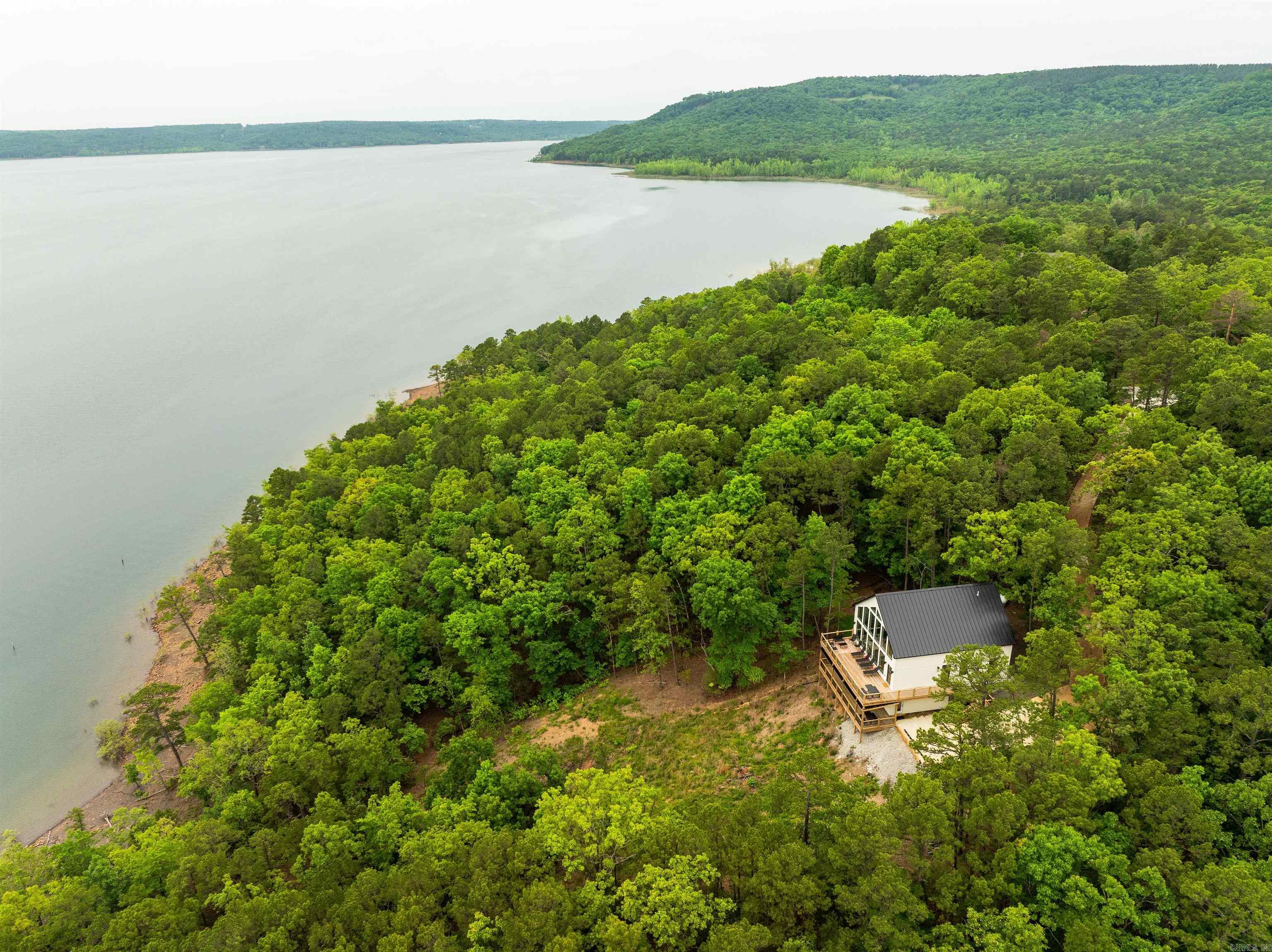 31  Farris Landing  Quitman, AR