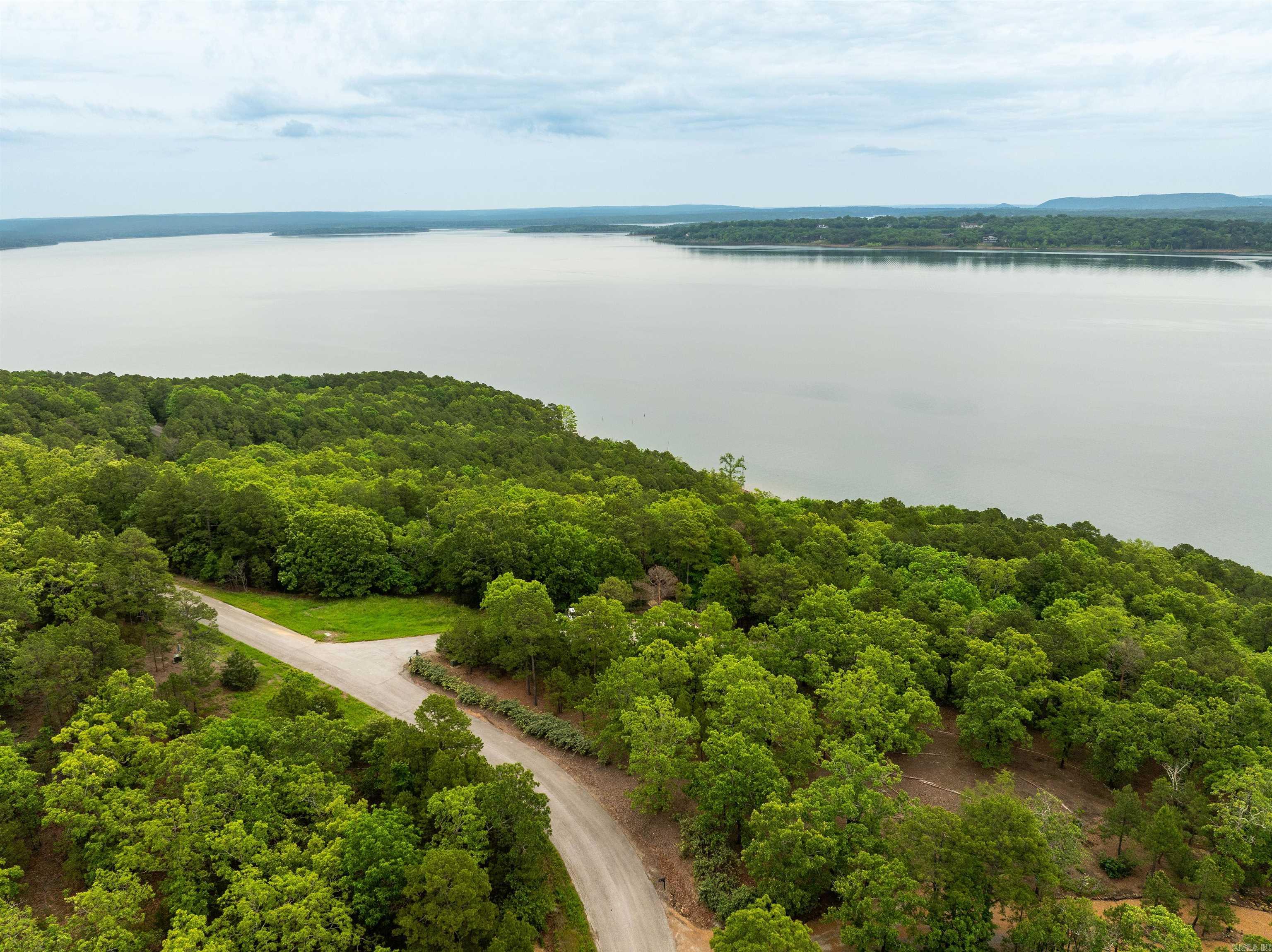31  Farris Landing  Quitman, AR