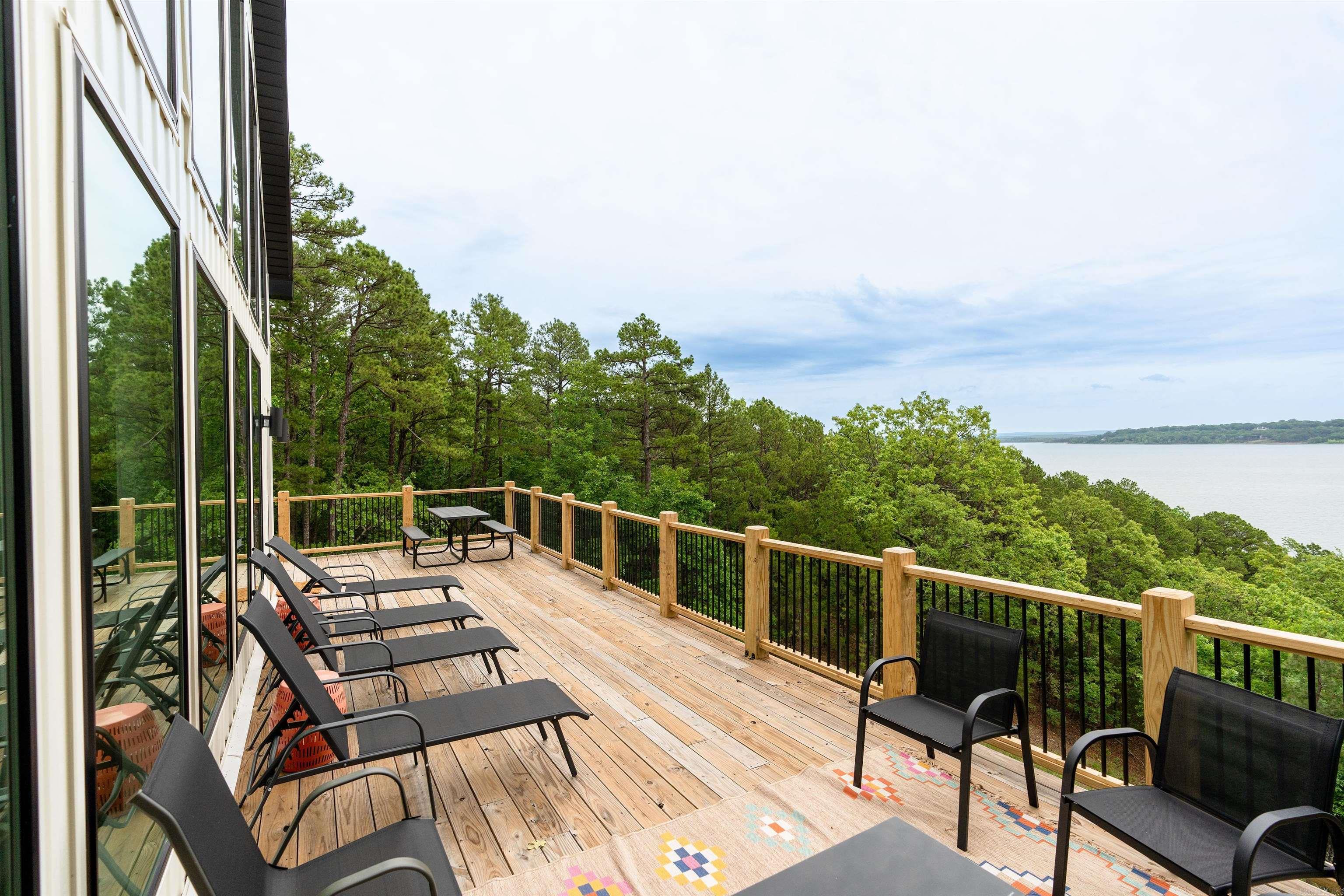 31  Farris Landing  Quitman, AR