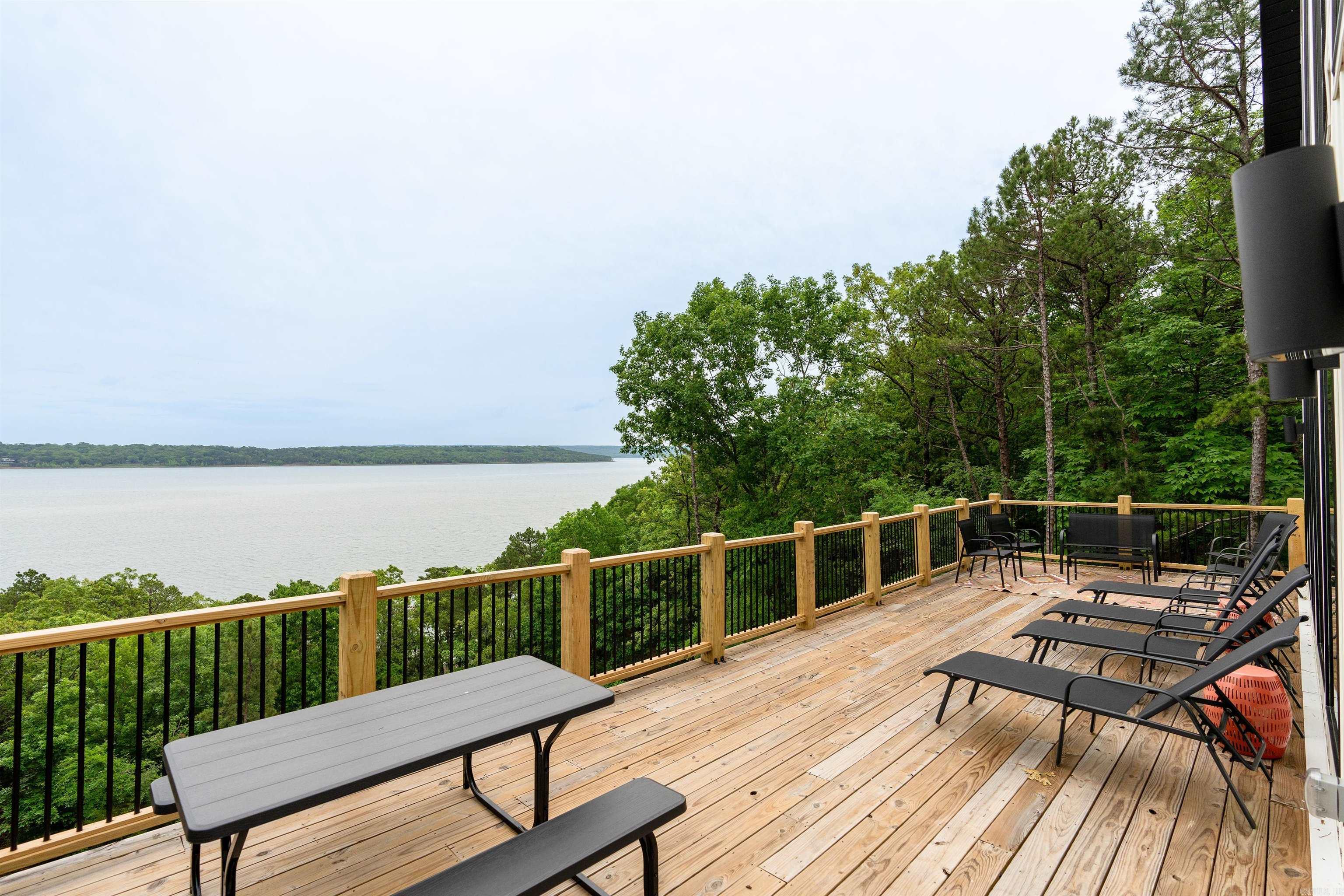31  Farris Landing  Quitman, AR