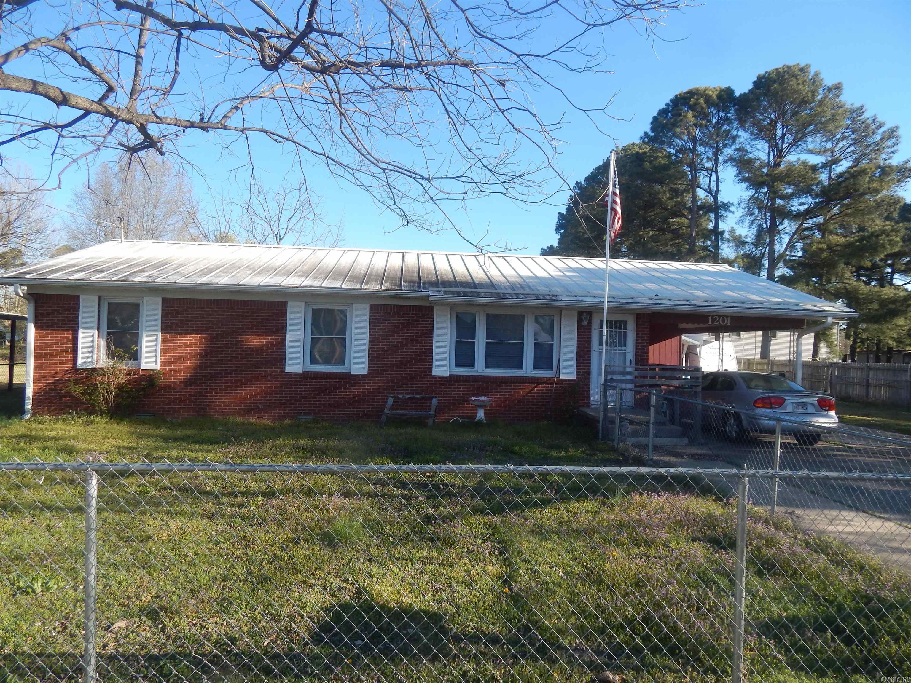 1201 E COURT ST  Paragould, AR