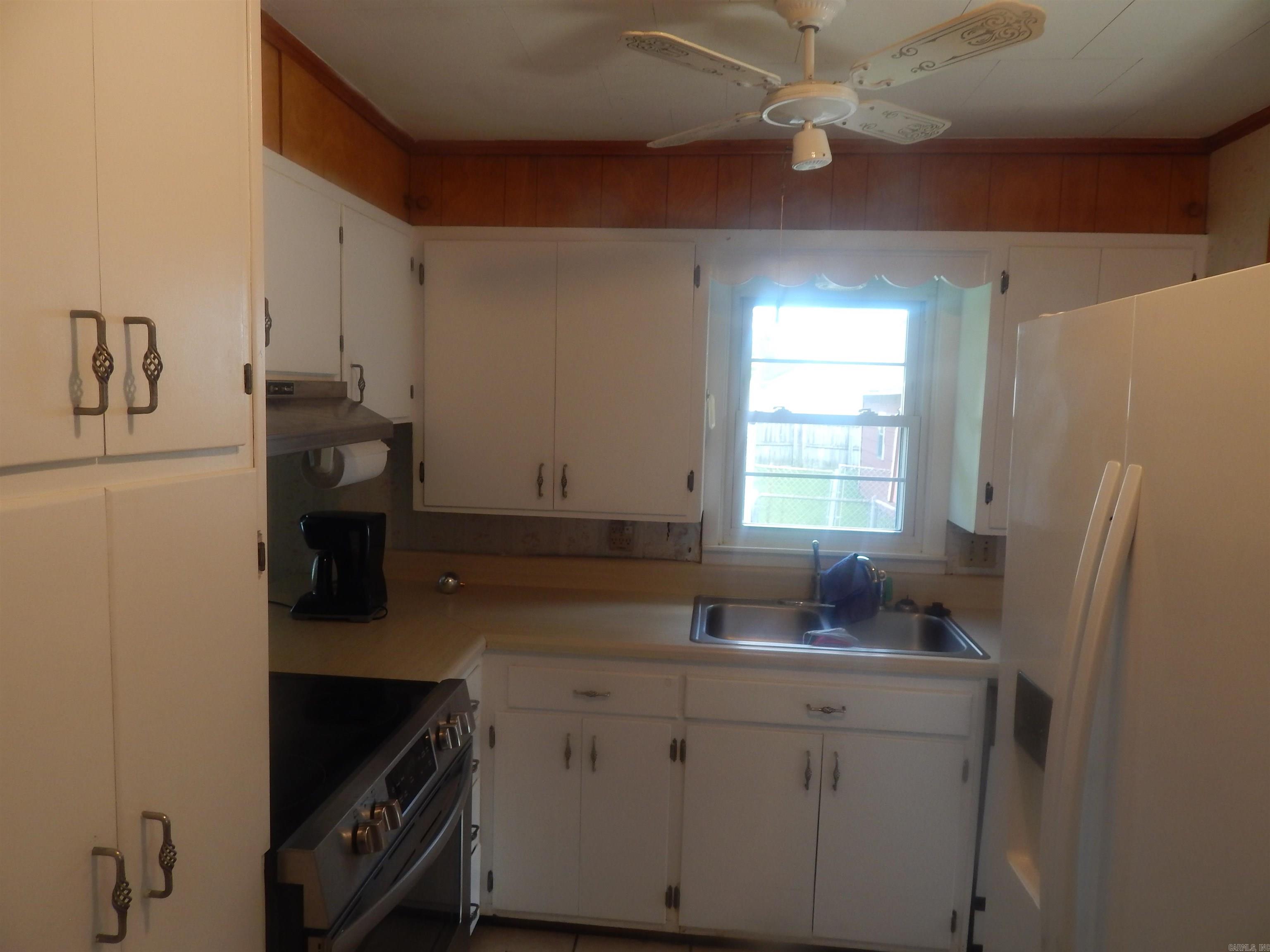 1201 E COURT ST  Paragould, AR