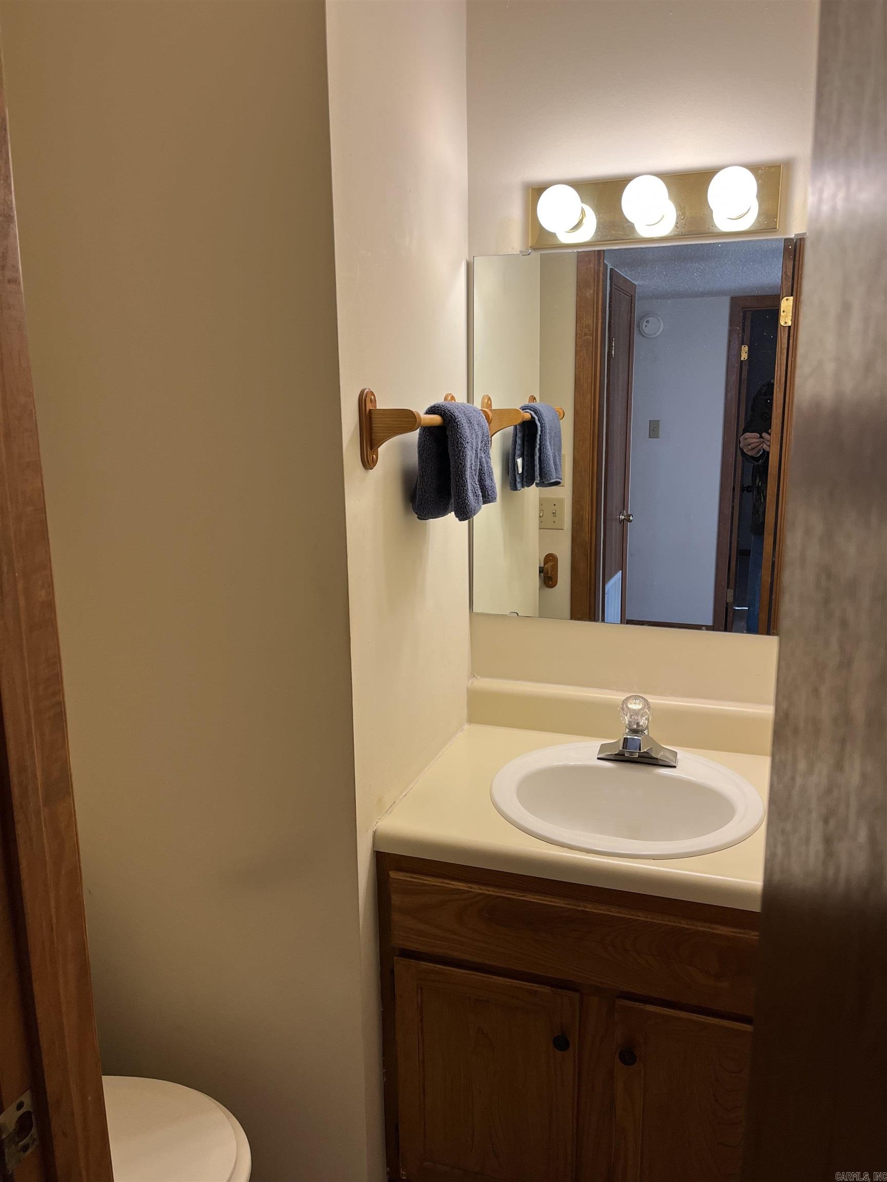 908  Park  Mountain View, AR