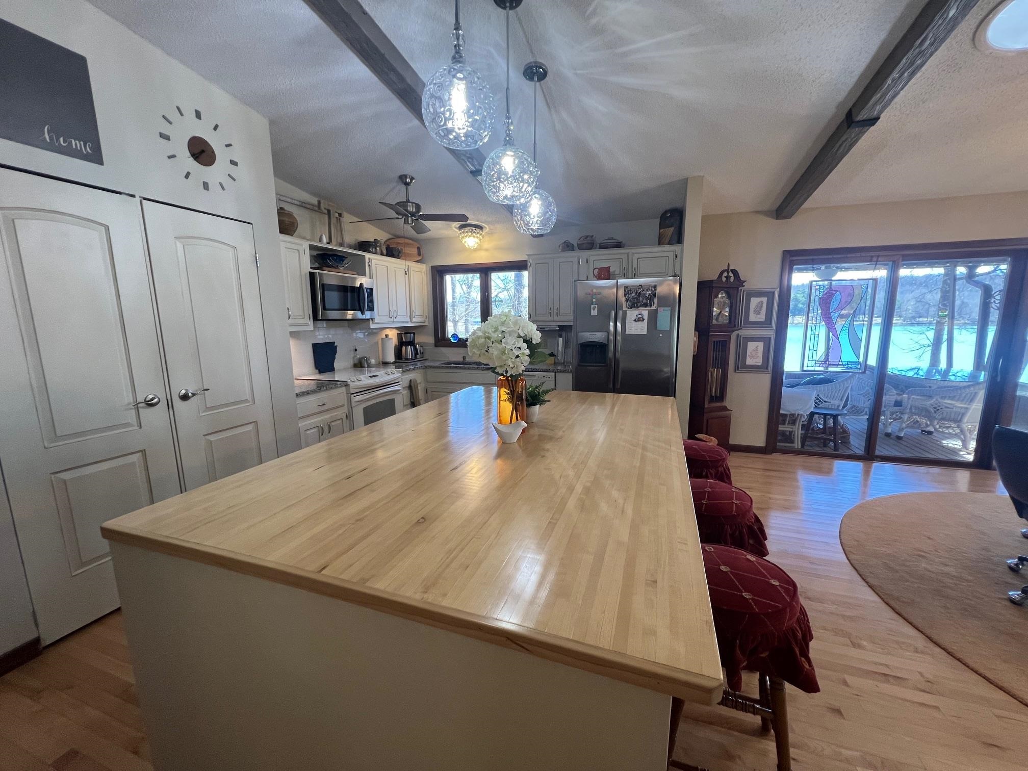 1104  Pearl  Horseshoe Bend, AR