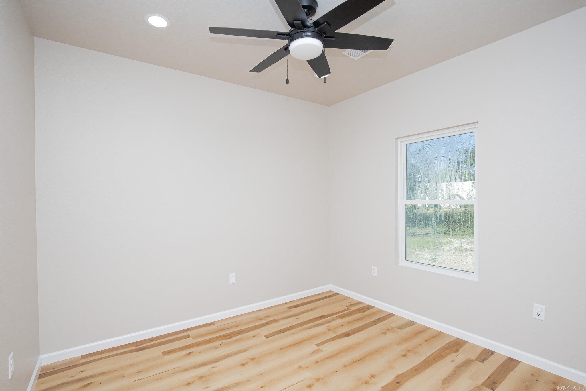 205 N main  Sheridan, AR