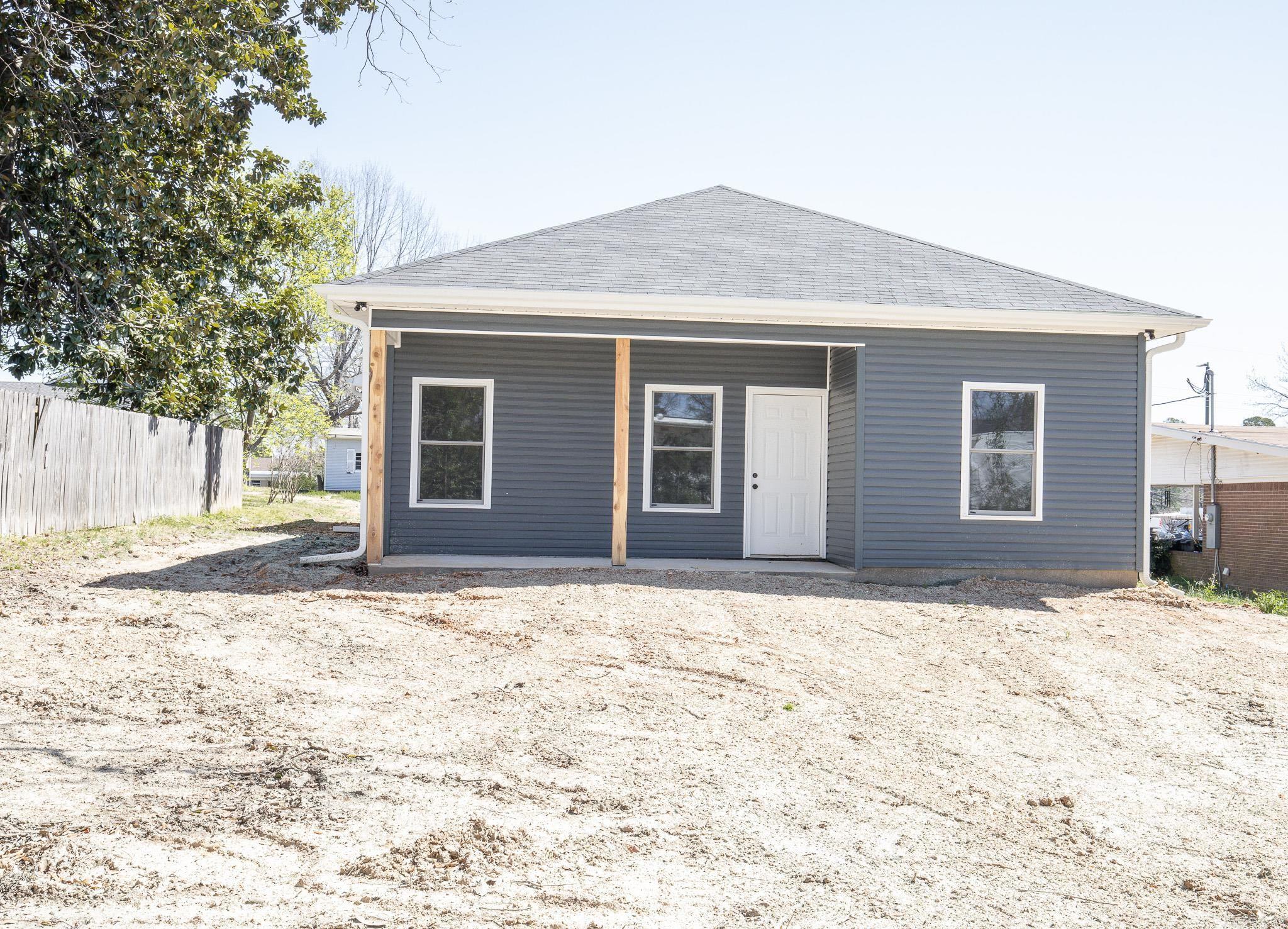 205 N main  Sheridan, AR