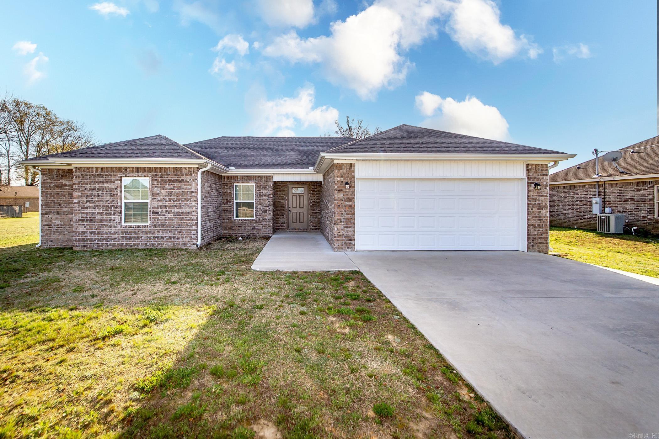 305  Dogwood  Beebe, AR