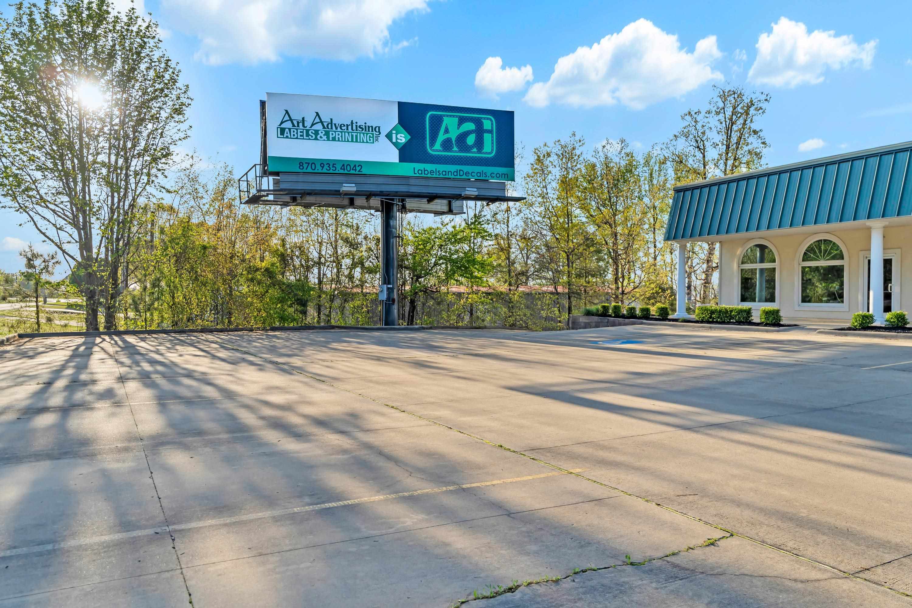 2300 W Washington  Jonesboro, AR