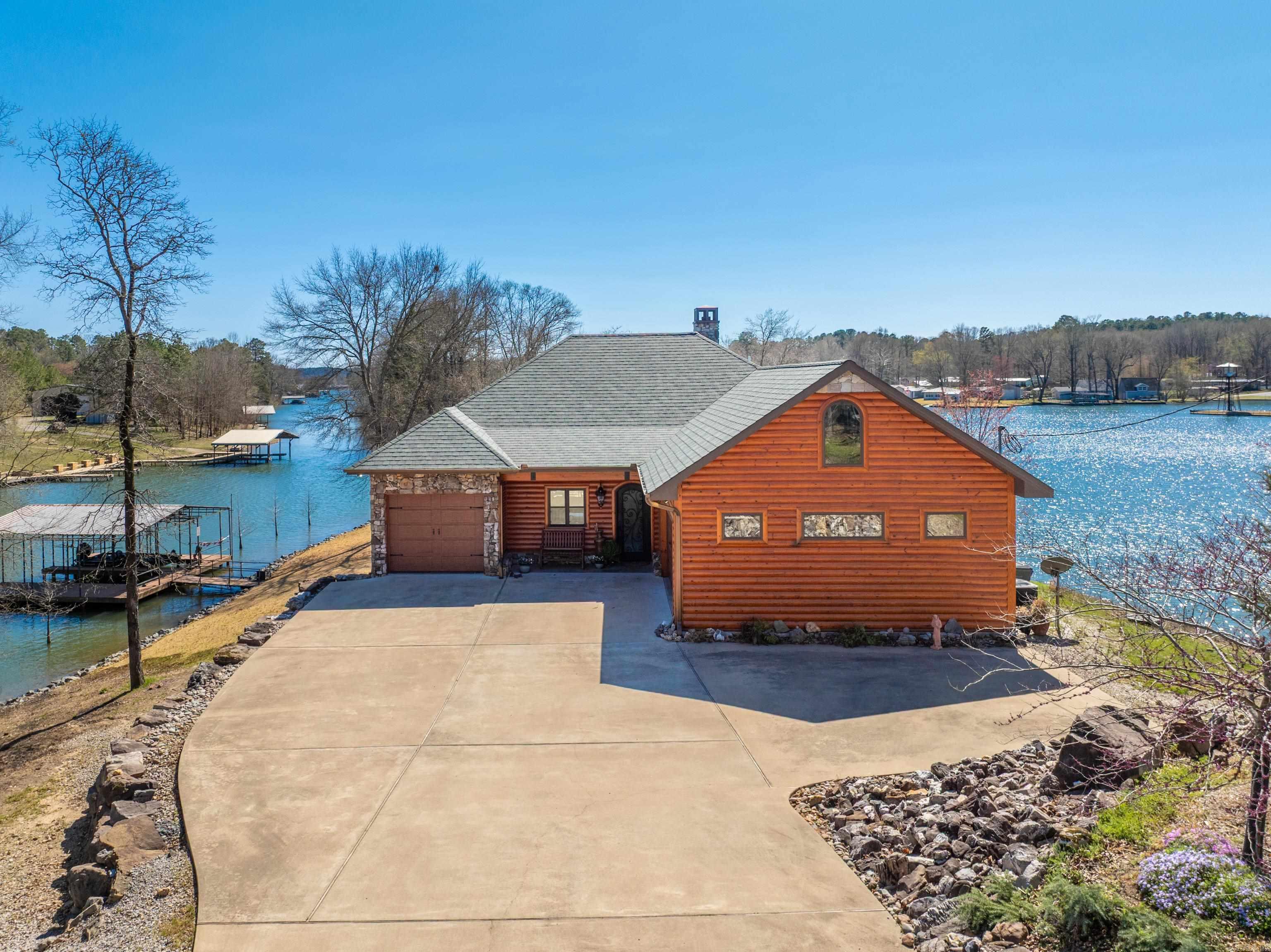 168  Golden Oak  Hot Springs, AR