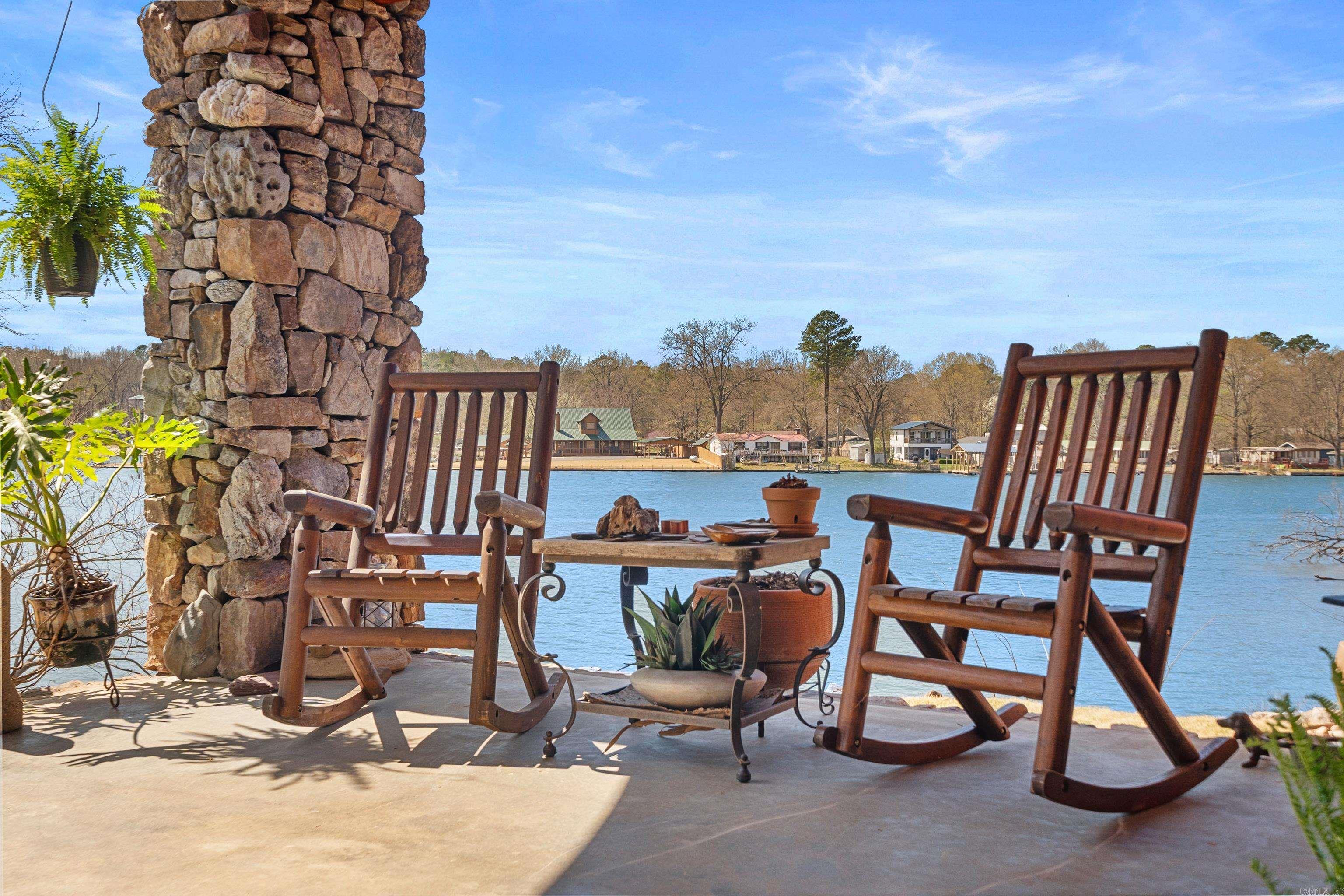 168  Golden Oak  Hot Springs, AR