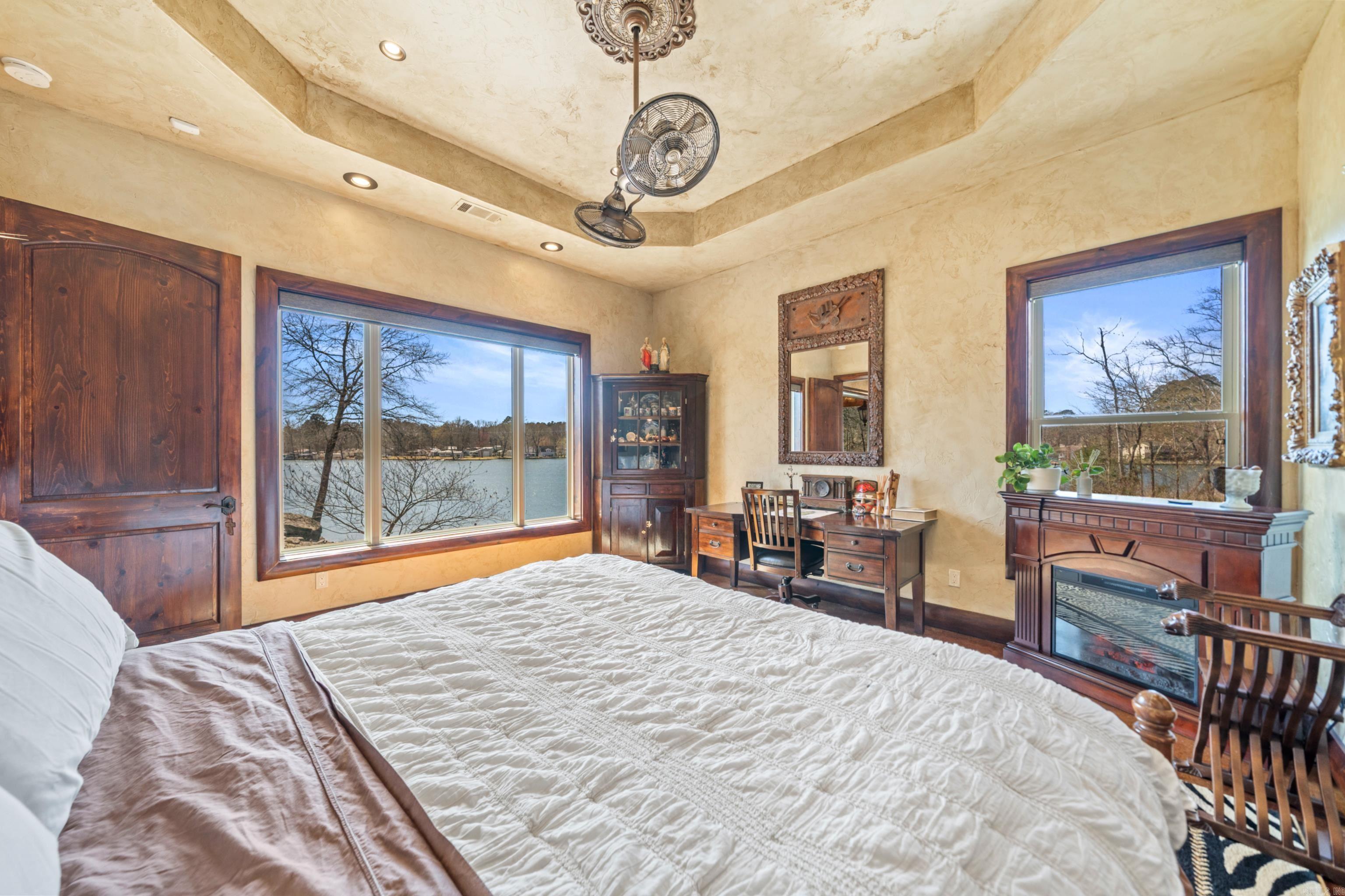 168  Golden Oak  Hot Springs, AR
