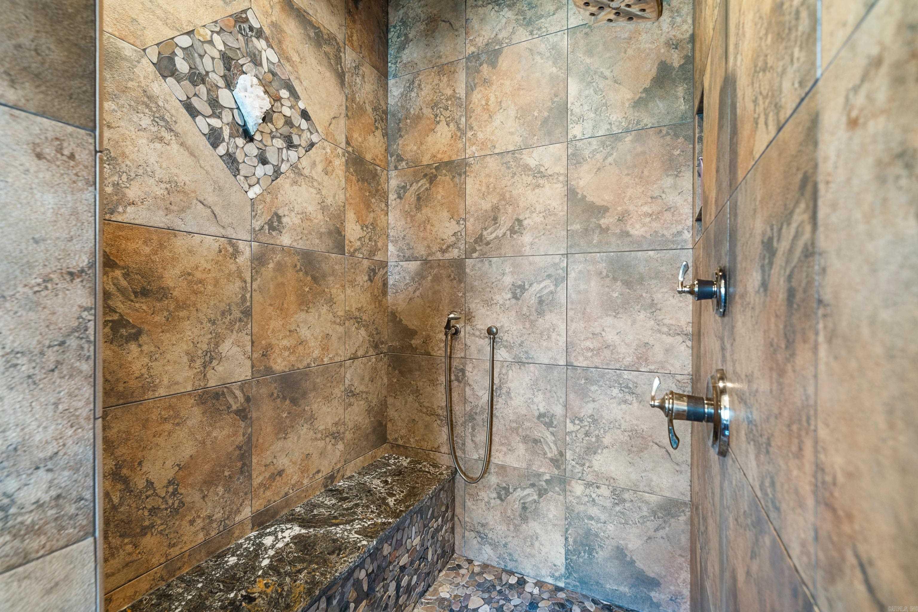 168  Golden Oak  Hot Springs, AR