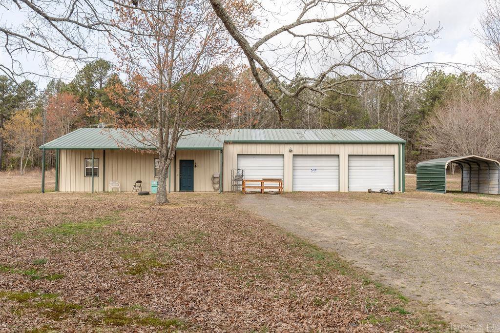 390  Fox Chase  Greers Ferry, AR
