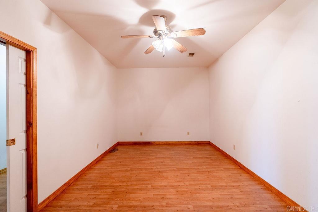 390  Fox Chase  Greers Ferry, AR