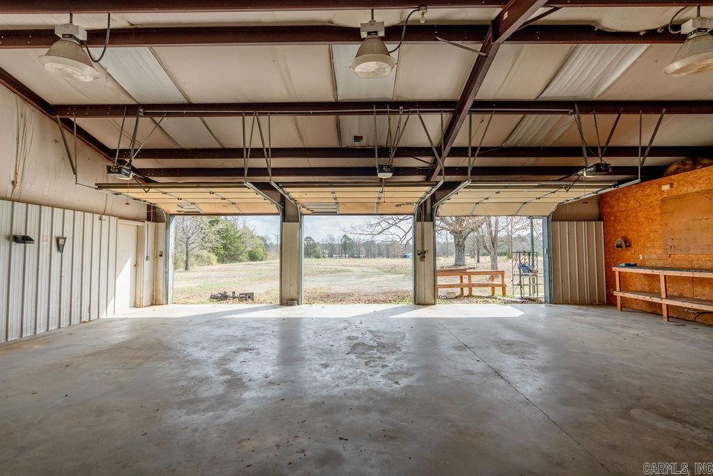 390  Fox Chase  Greers Ferry, AR