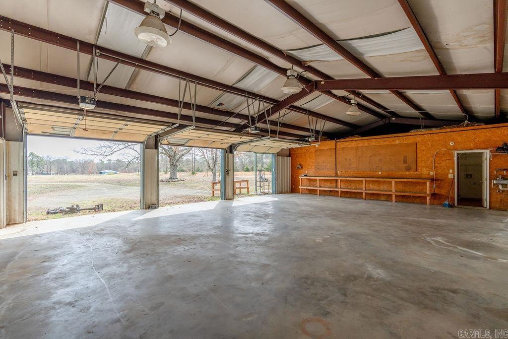 390  Fox Chase  Greers Ferry, AR