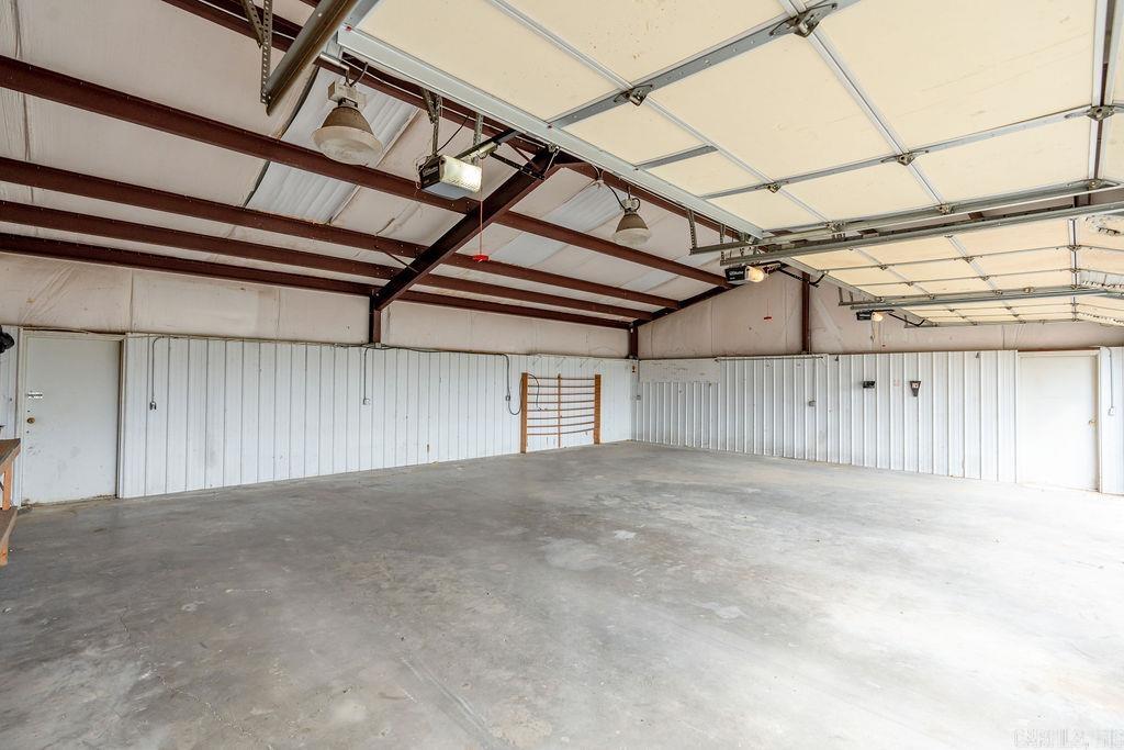 390  Fox Chase  Greers Ferry, AR