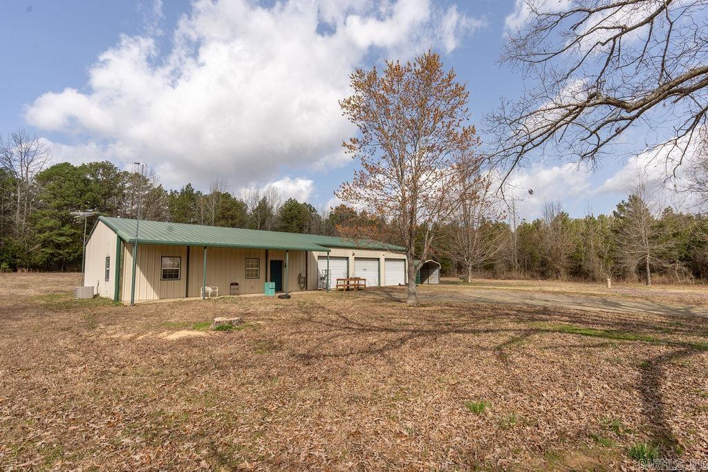 390  Fox Chase  Greers Ferry, AR