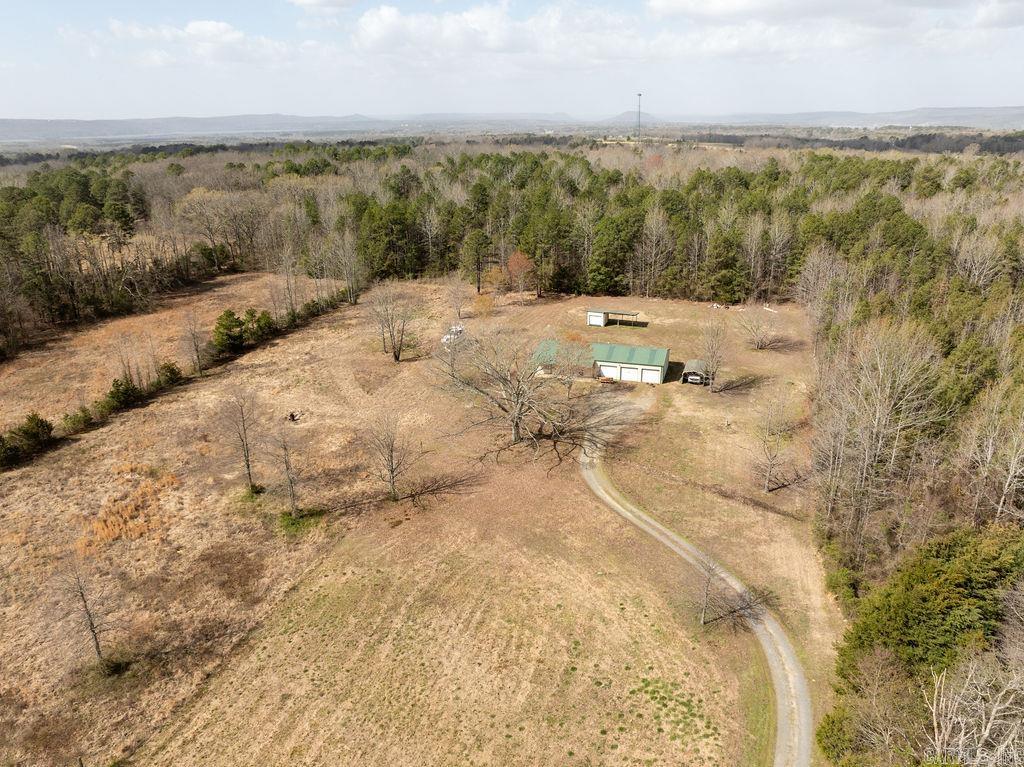 390  Fox Chase  Greers Ferry, AR
