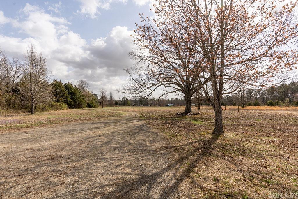 390  Fox Chase  Greers Ferry, AR