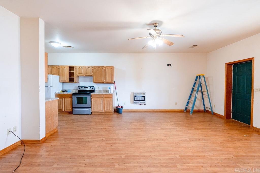 390  Fox Chase  Greers Ferry, AR