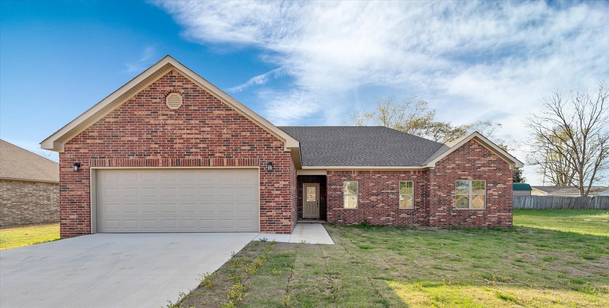 121  Pecan  Lake City, AR