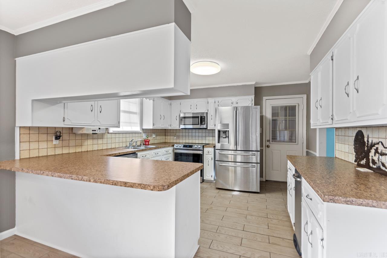 702 N Briarwood  Sheridan, AR