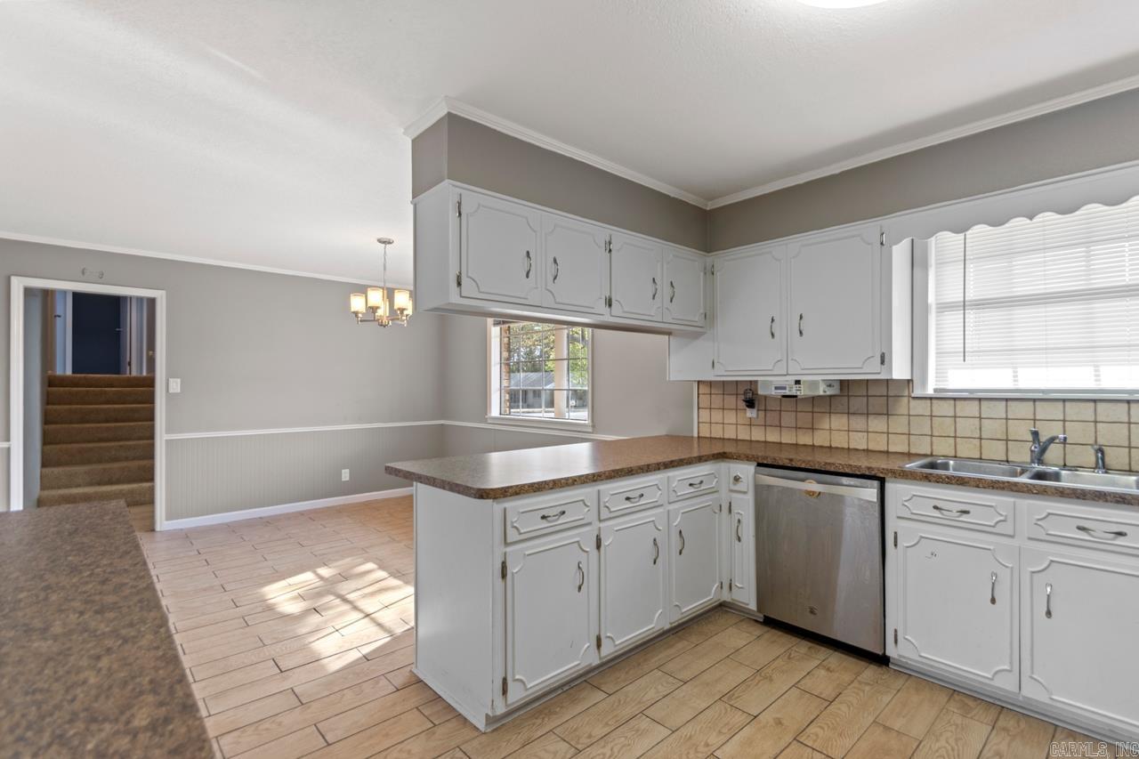 702 N Briarwood  Sheridan, AR