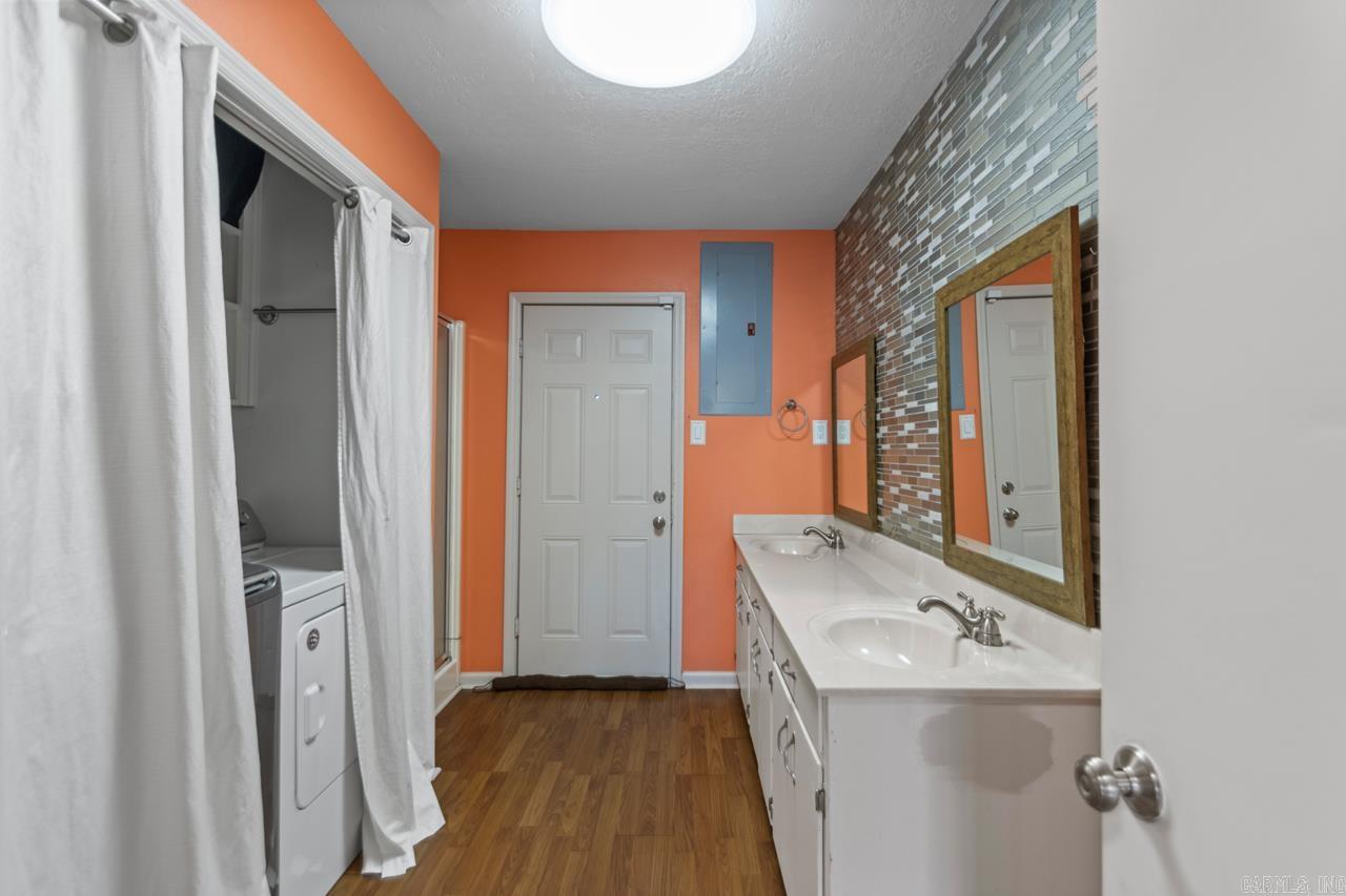 702 N Briarwood  Sheridan, AR