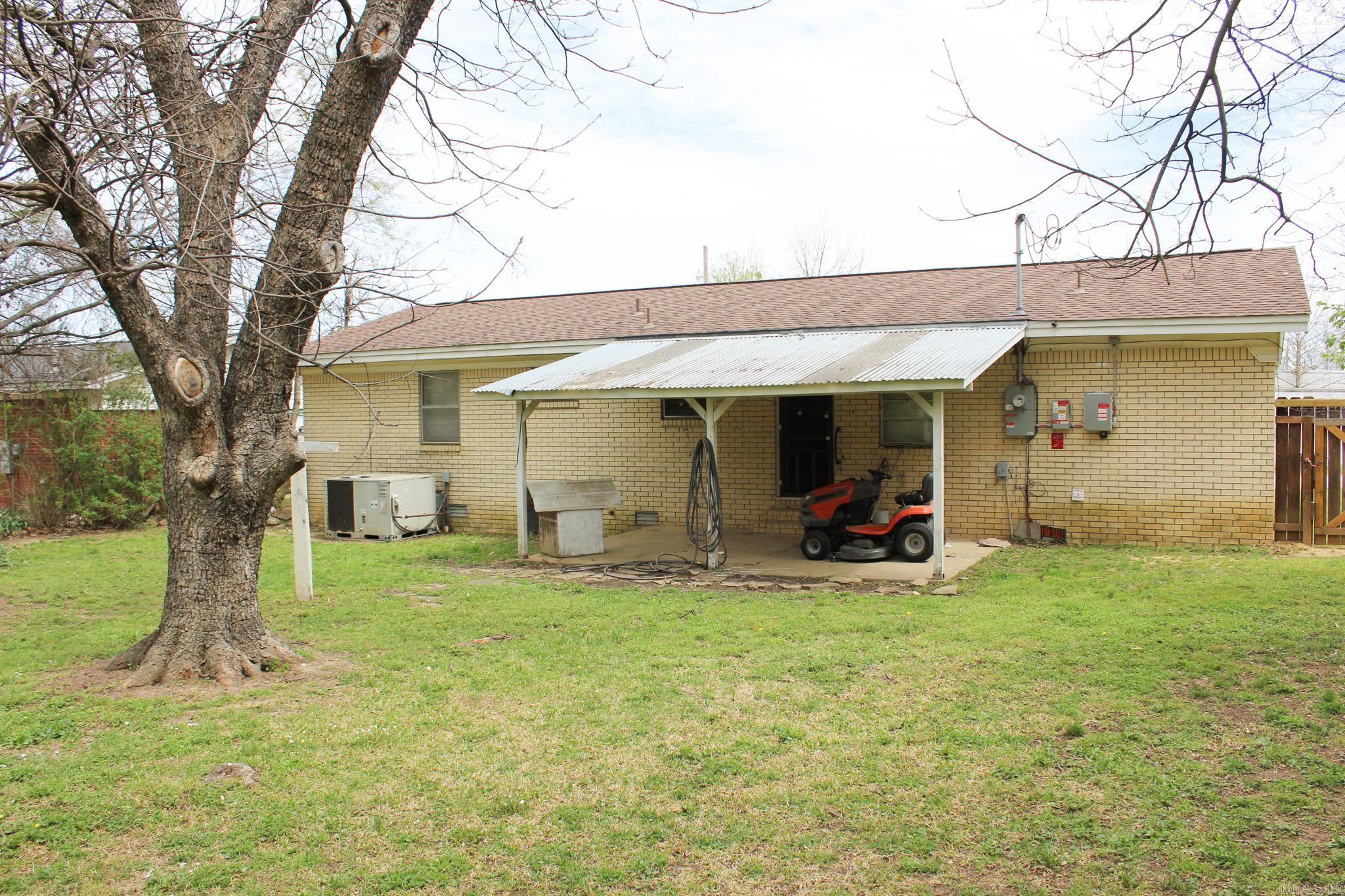 807 S Spring  Searcy, AR