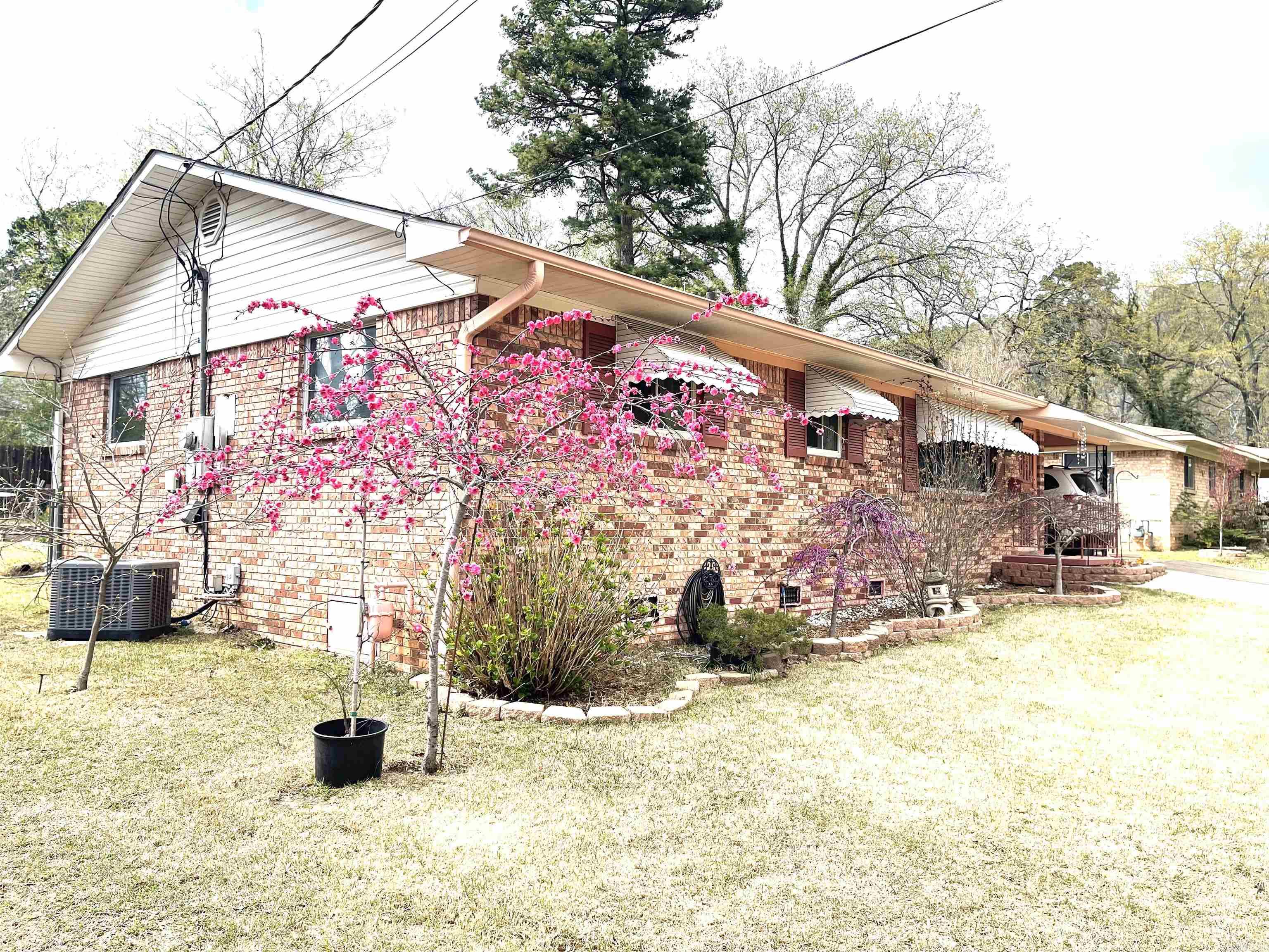 110  sunset  Hot Springs, AR