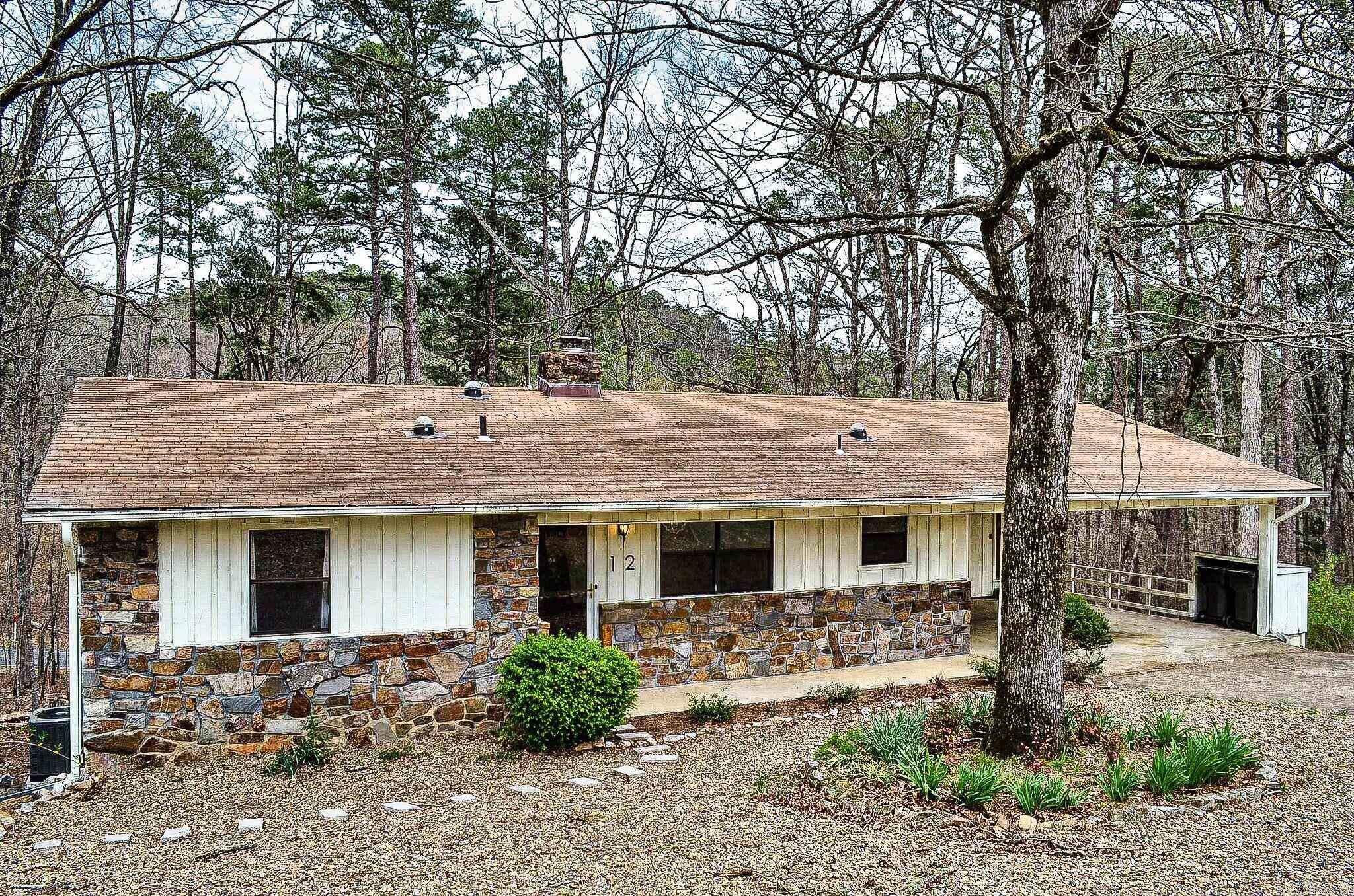 12  Badajoz Way  Hot Springs Village, AR