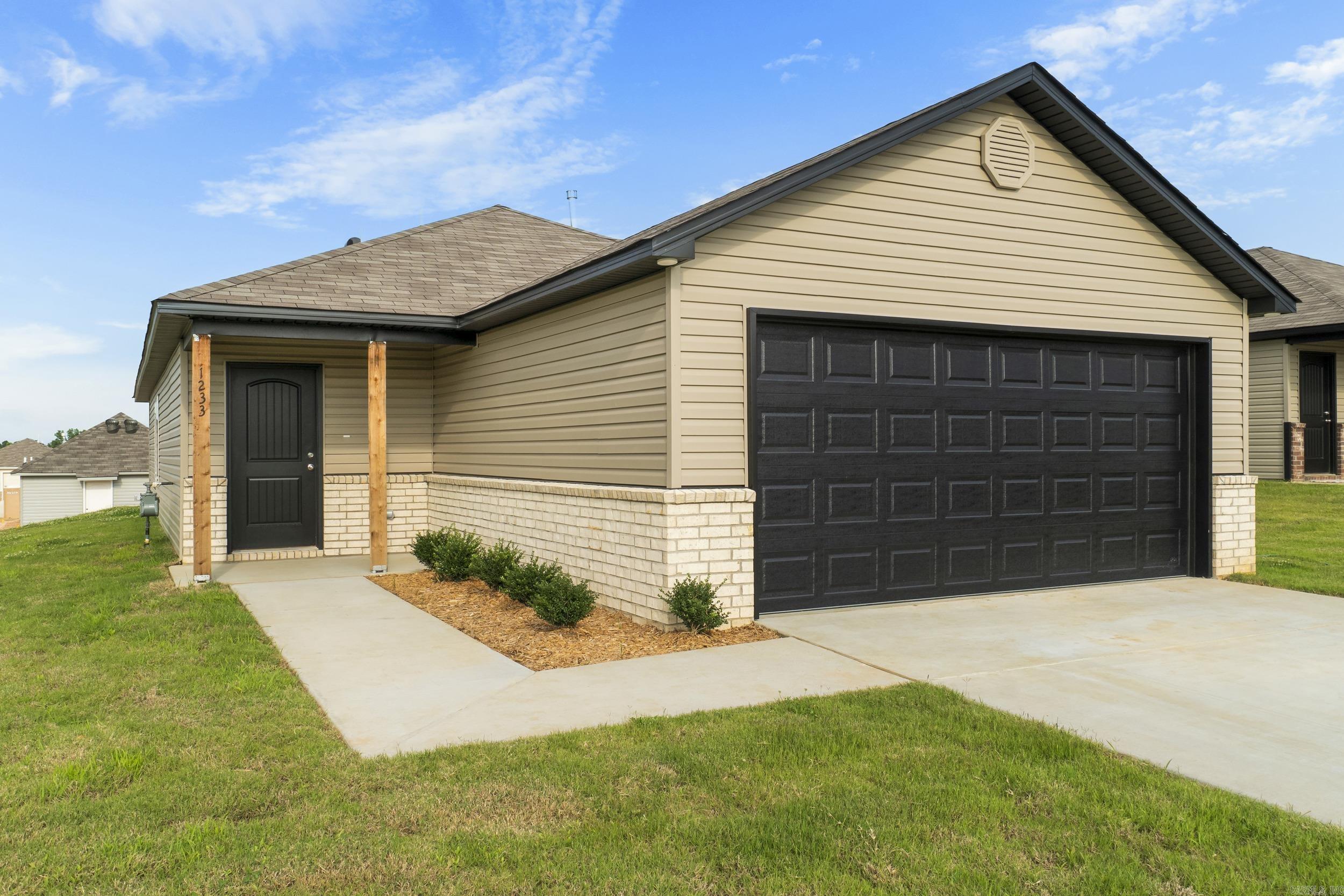 1233 Santa Fe Lot 518 Block 5 Bauxite, AR
