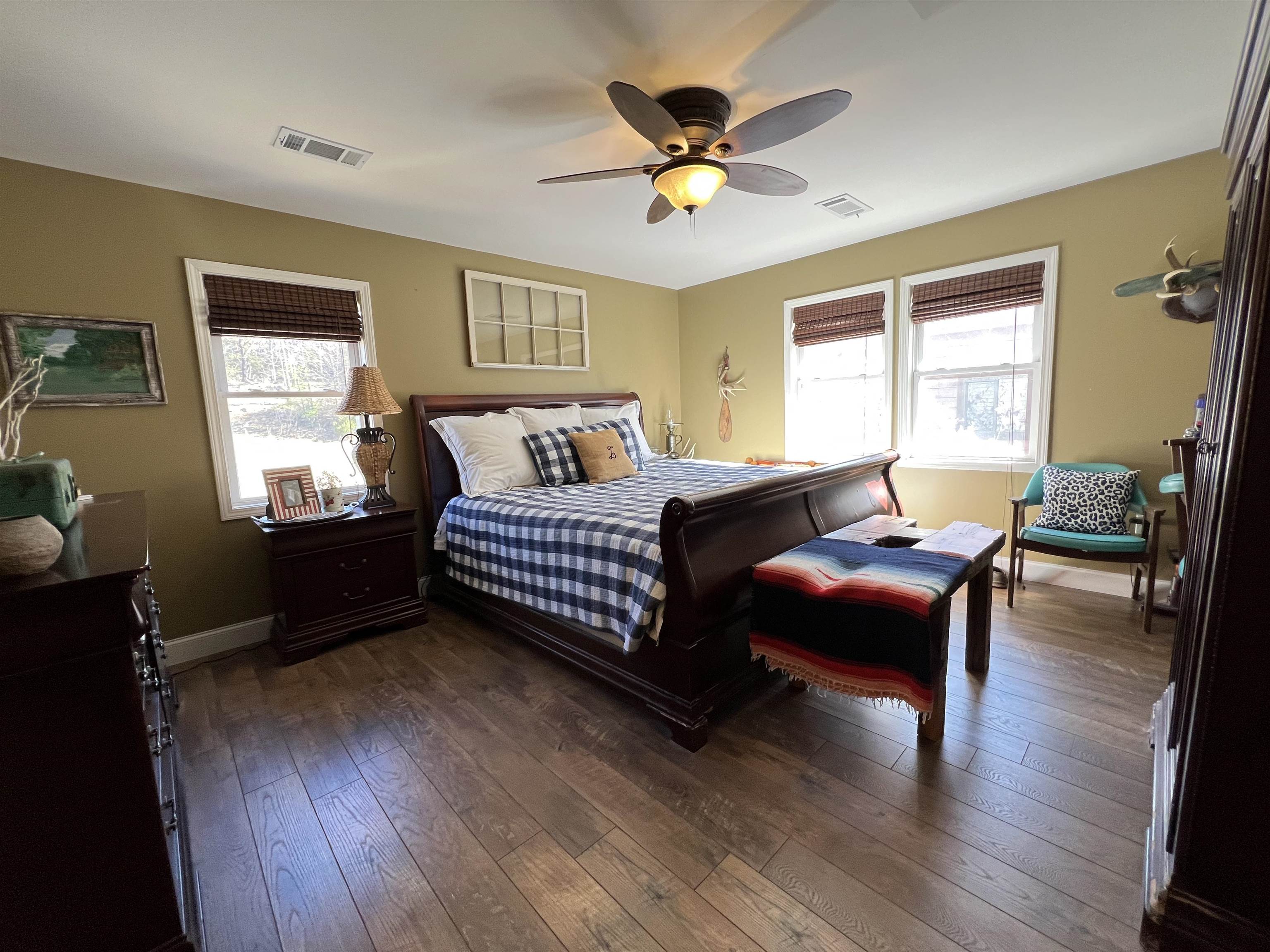 141  Long Island  Mammoth Spring, AR