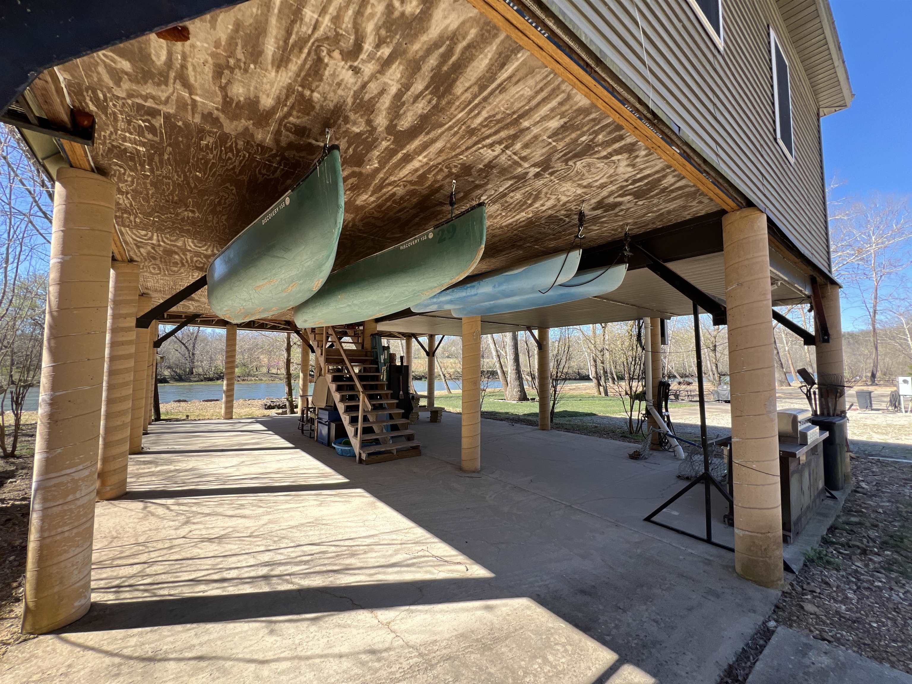 141  Long Island  Mammoth Spring, AR