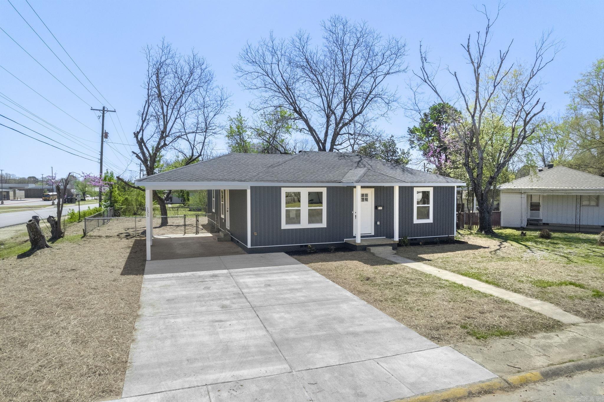151  Border  Benton, AR