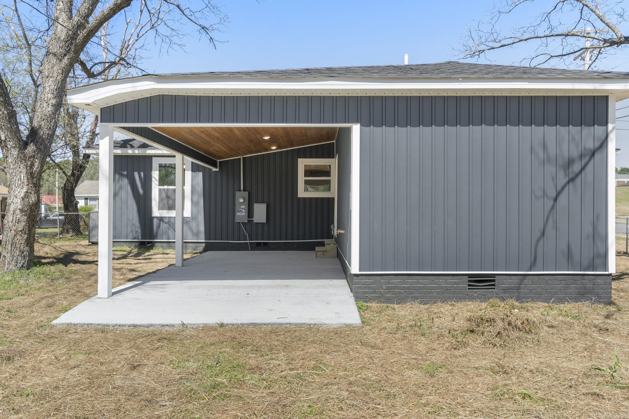 151  Border  Benton, AR
