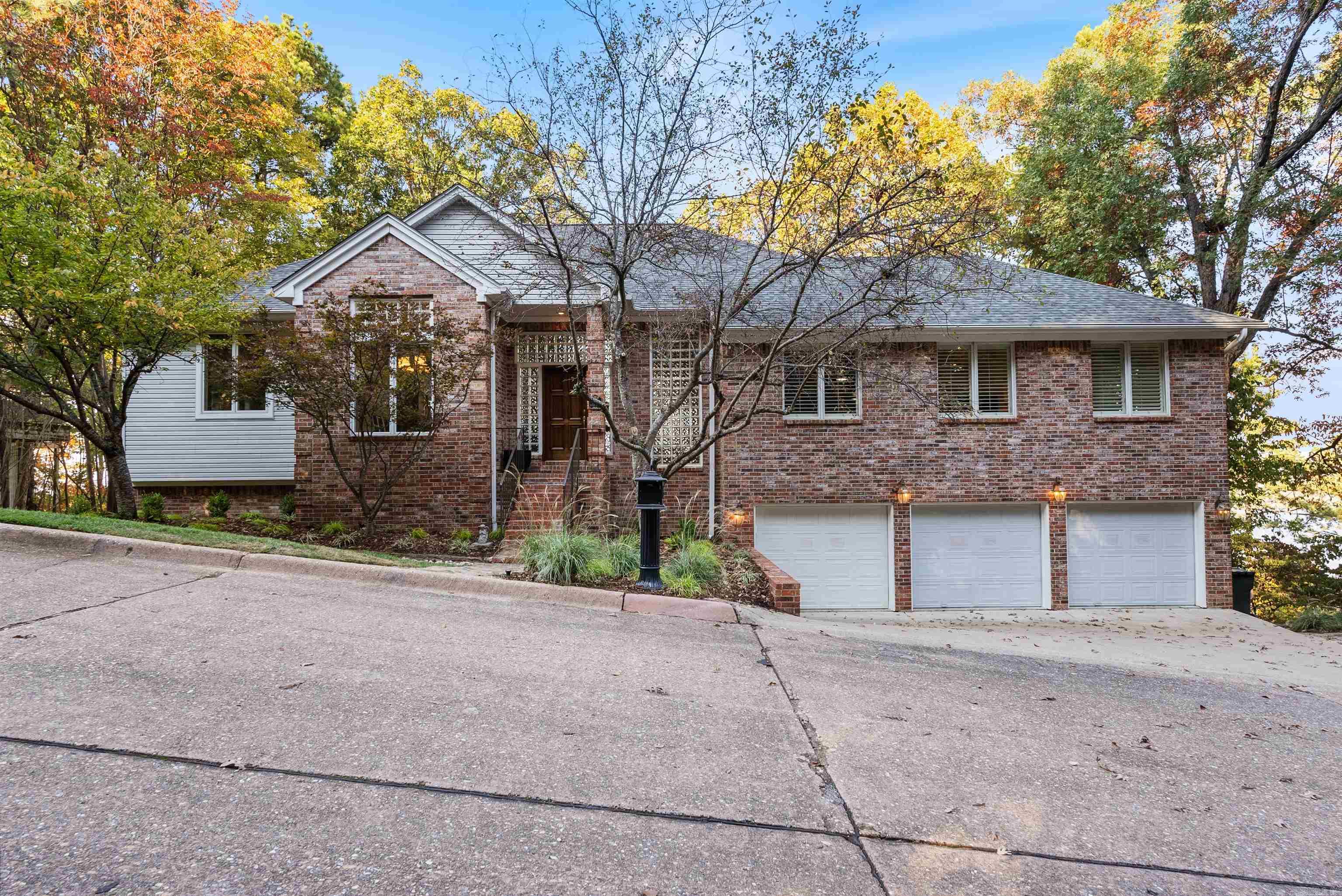 272 River Ridge Point Little Rock, AR 72227