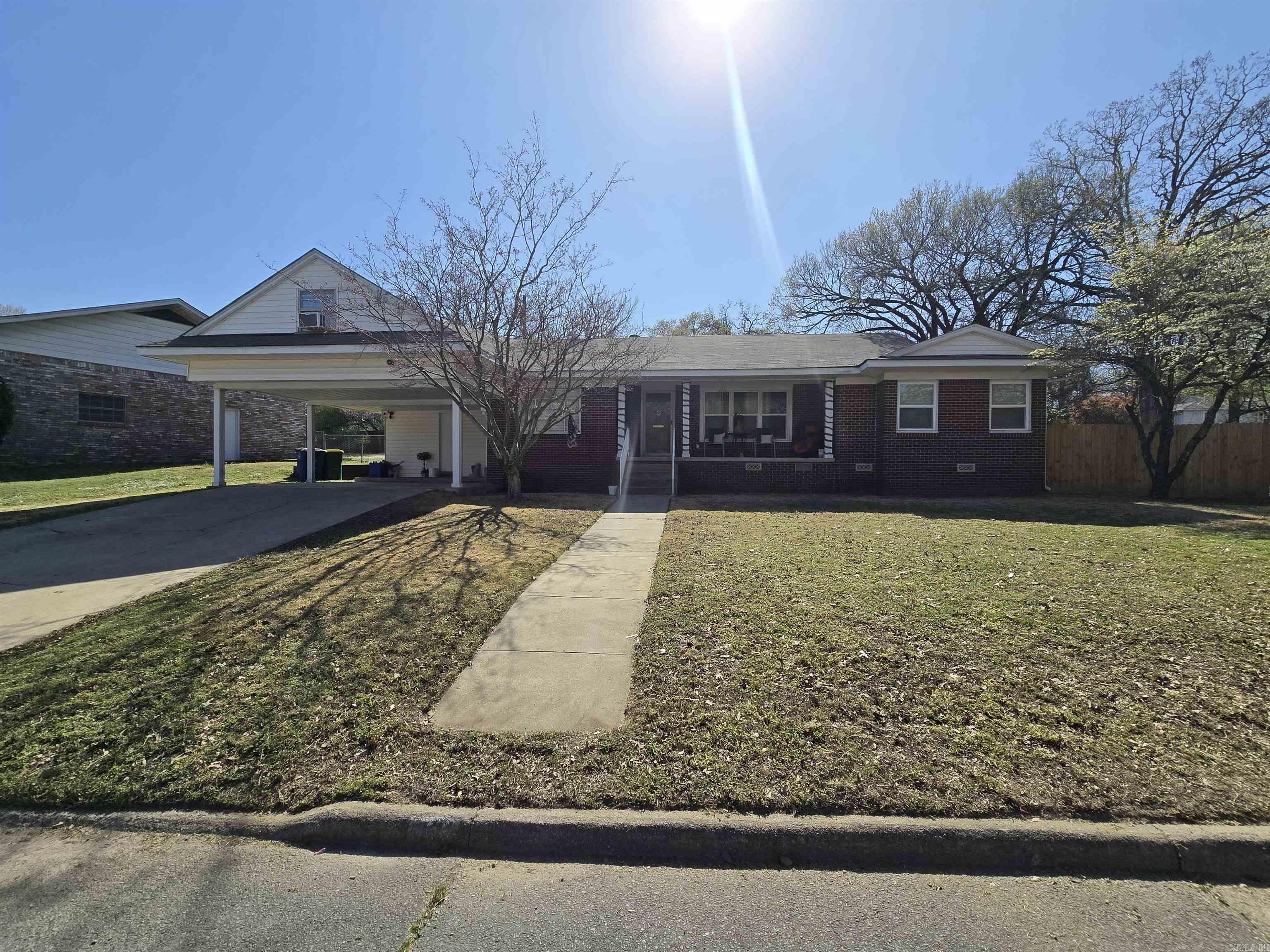 11 S Avalon Dr  North Little Rock, AR
