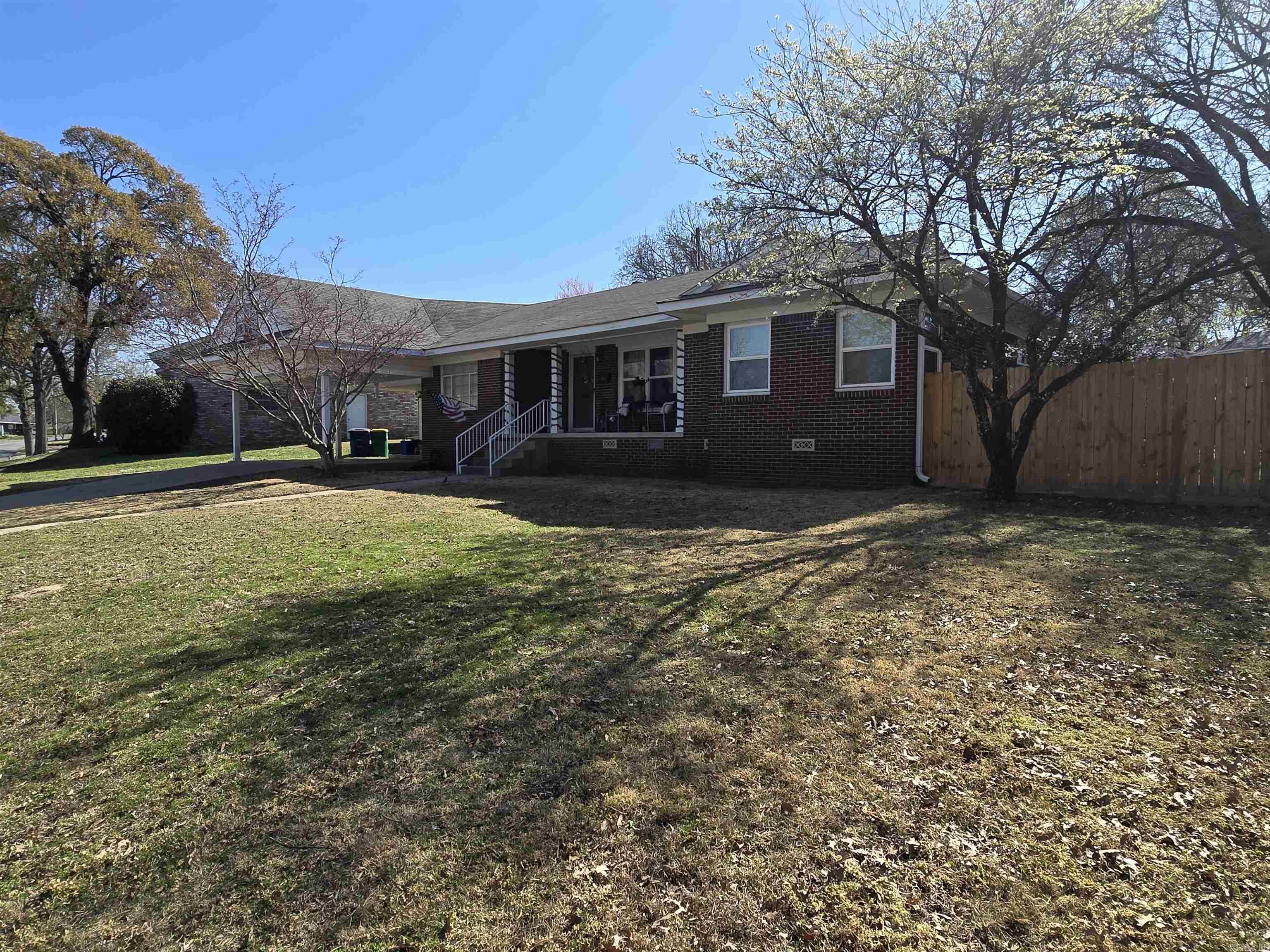 11 S Avalon Dr  North Little Rock, AR