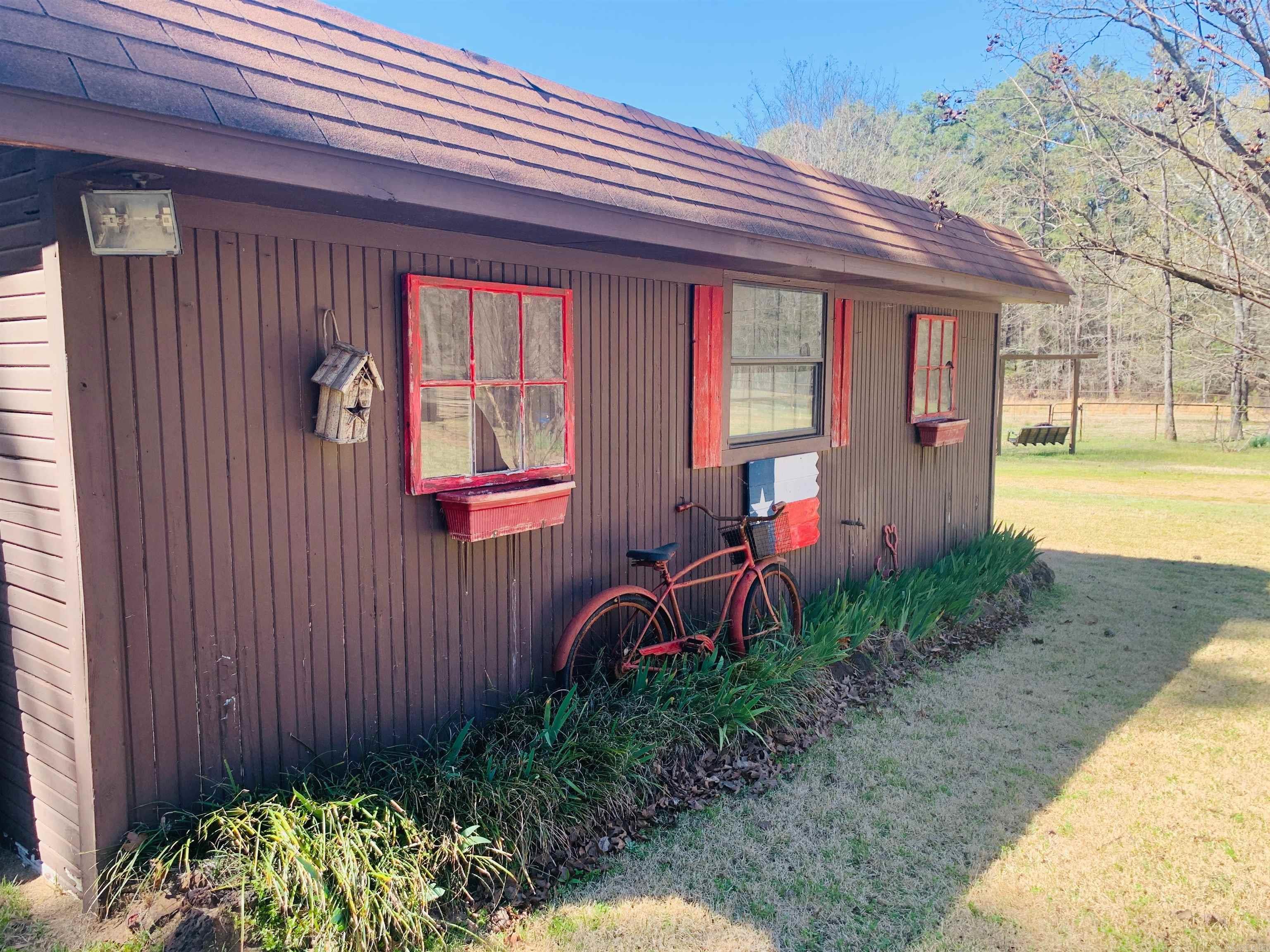 2656  TX Hwy 43  Atlanta, TX
