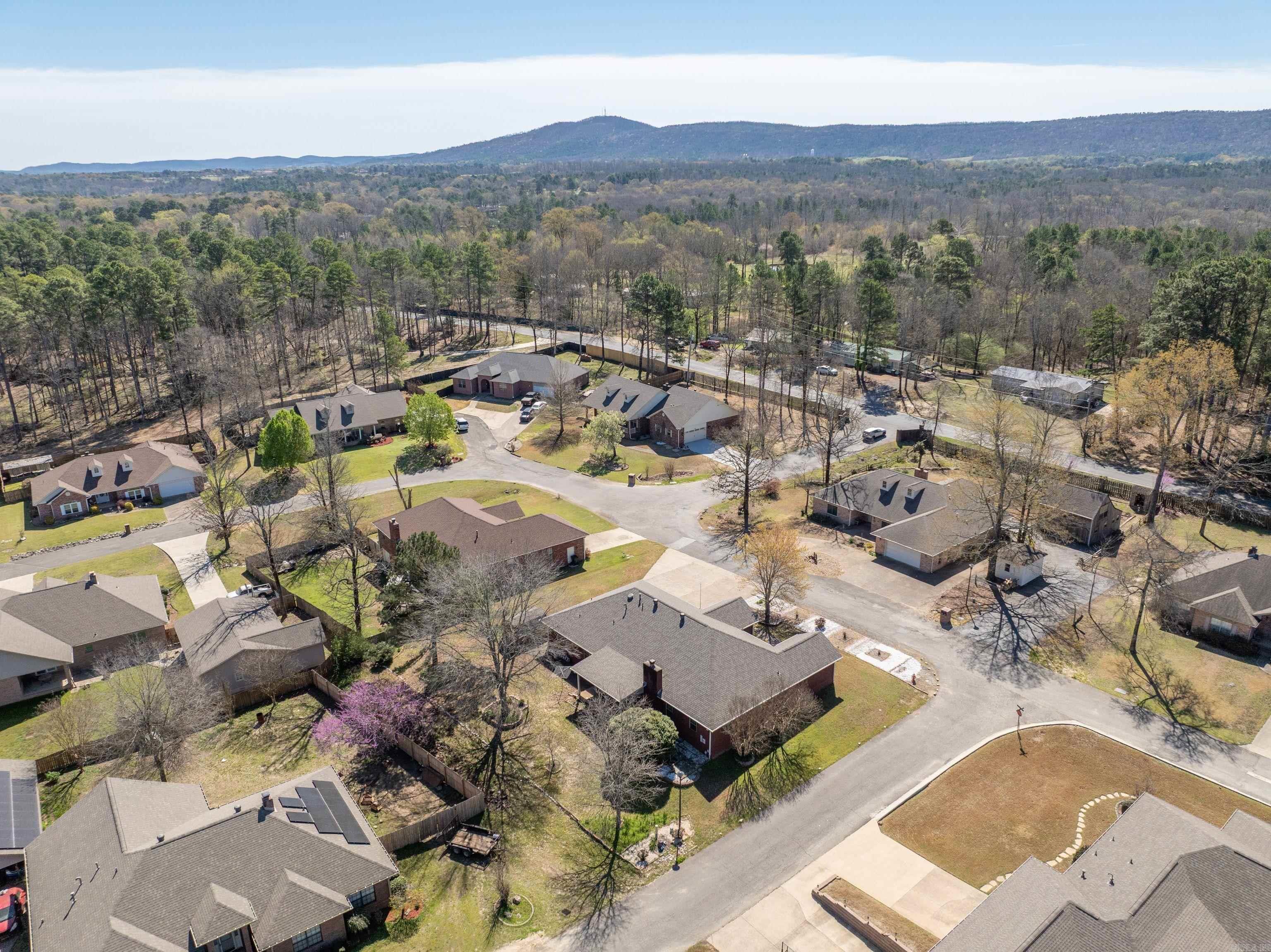 100  Deer View  Hot Springs, AR