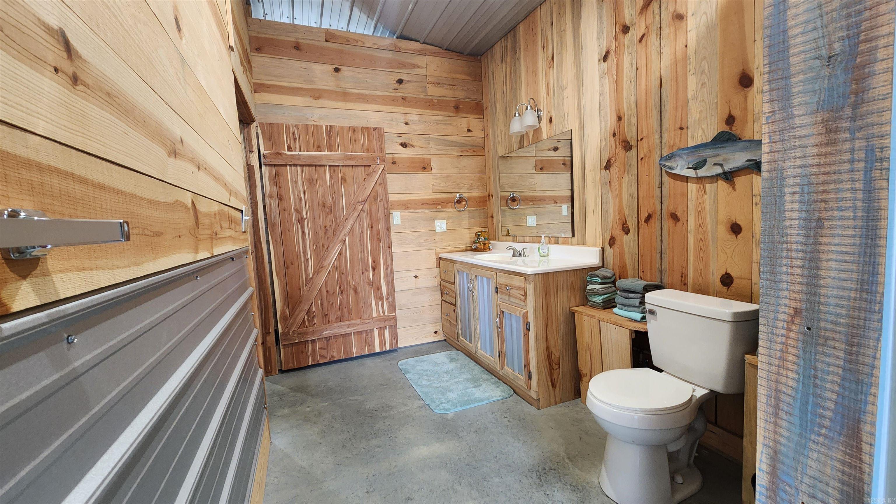44  Duncan Lane  Story, AR