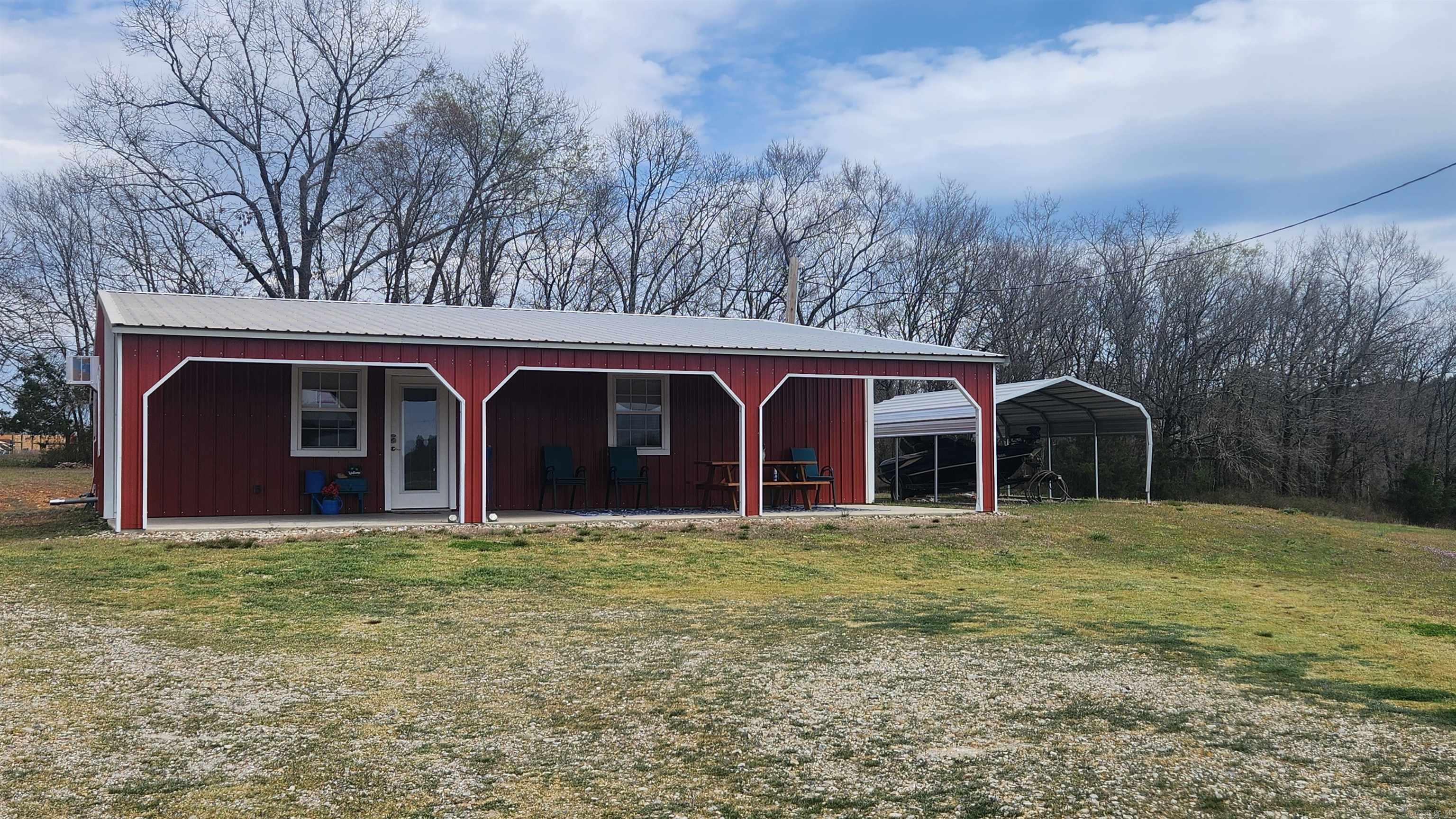44  Duncan Lane  Story, AR