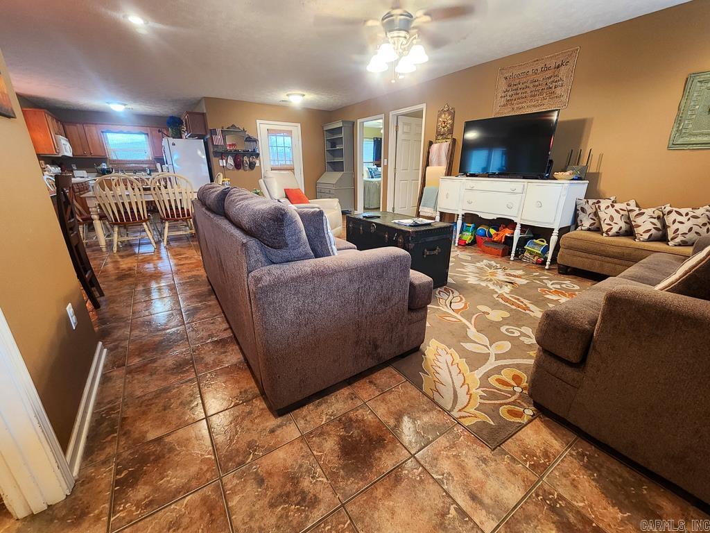 190  Hill Creek Road  Edgemont, AR