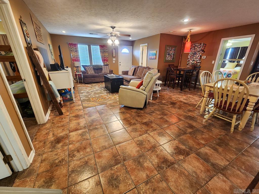 190  Hill Creek Road  Edgemont, AR