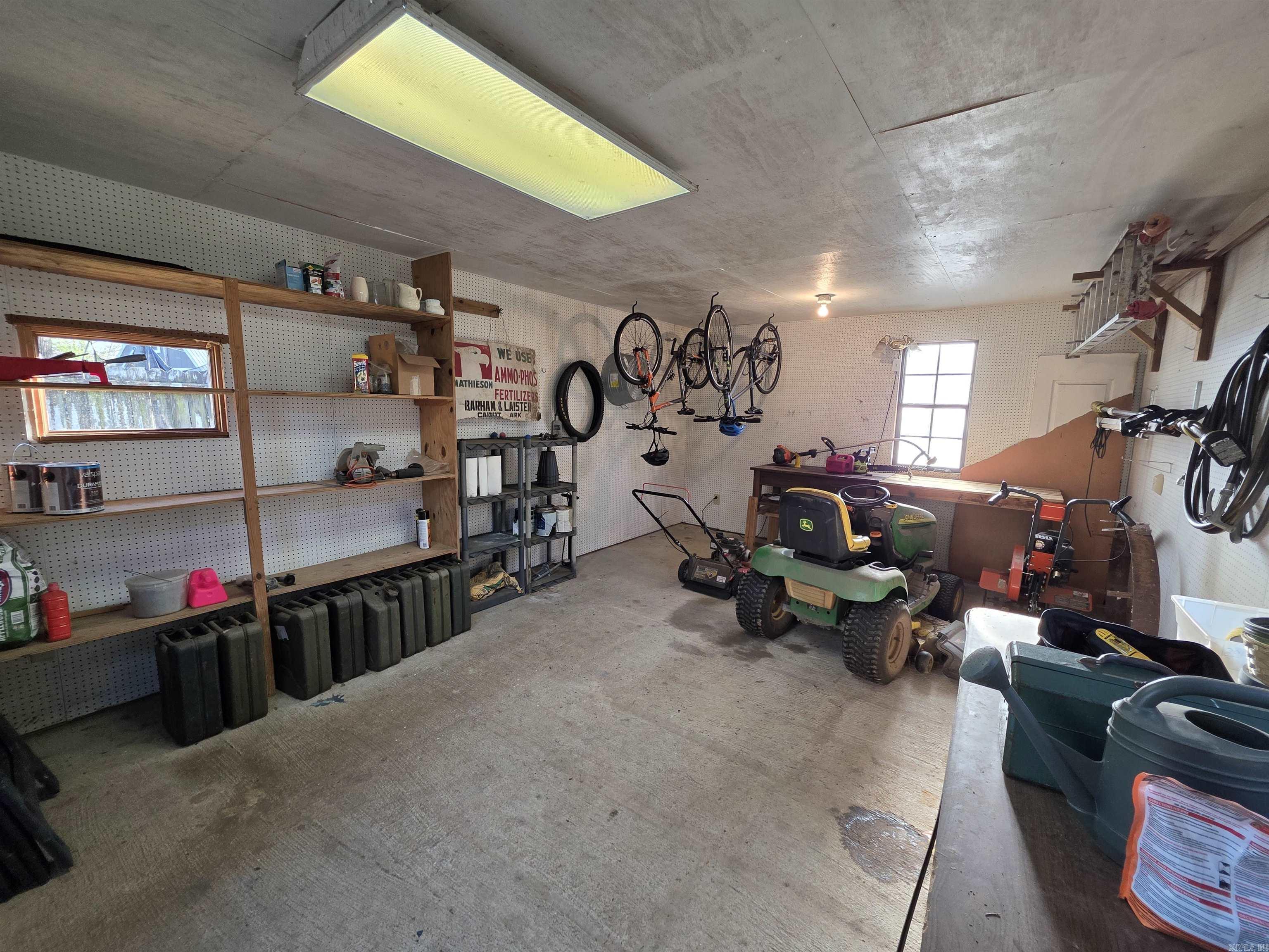 31  Ridgeway Drive  Sheridan, AR