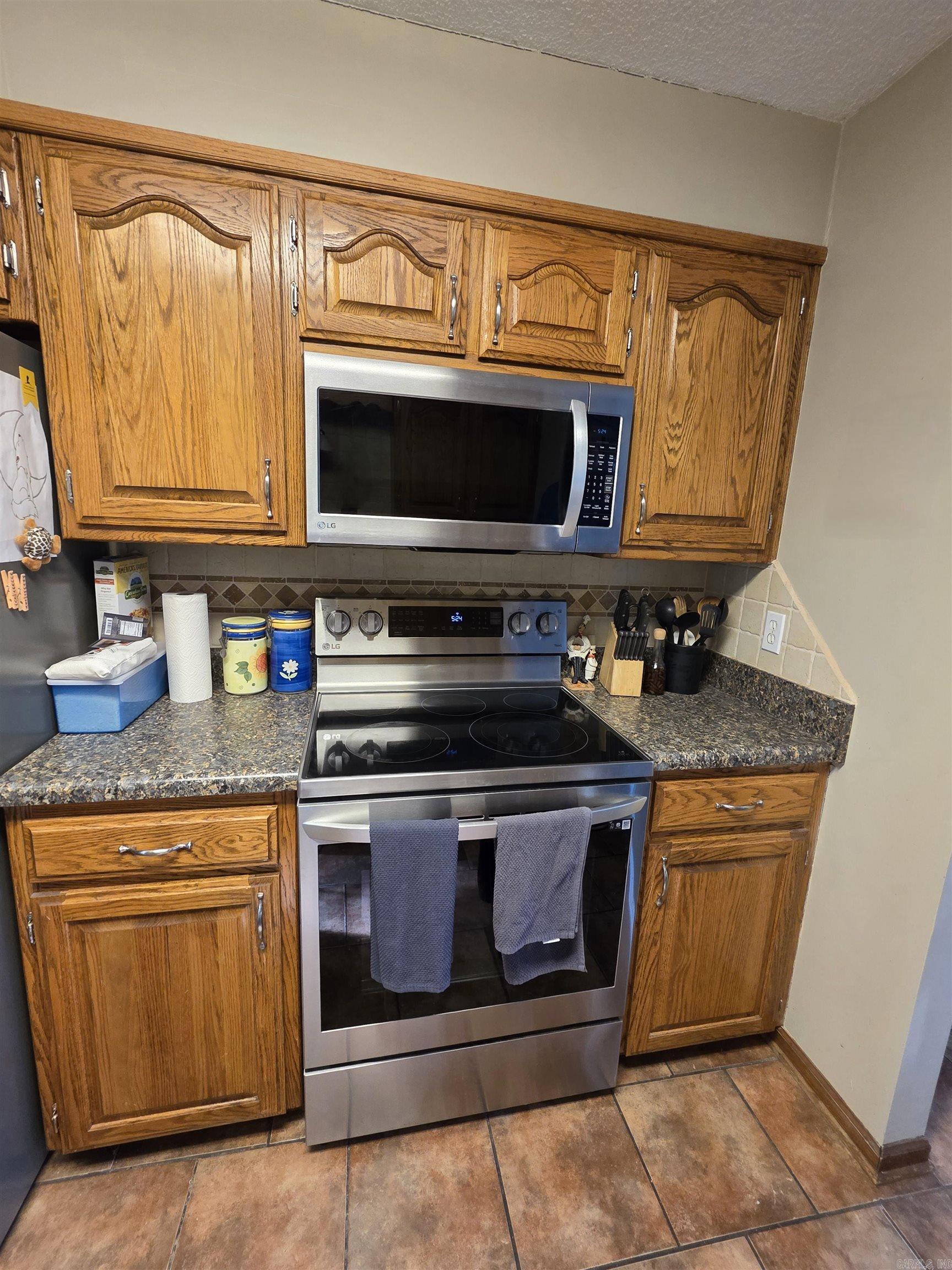 31  Ridgeway Drive  Sheridan, AR