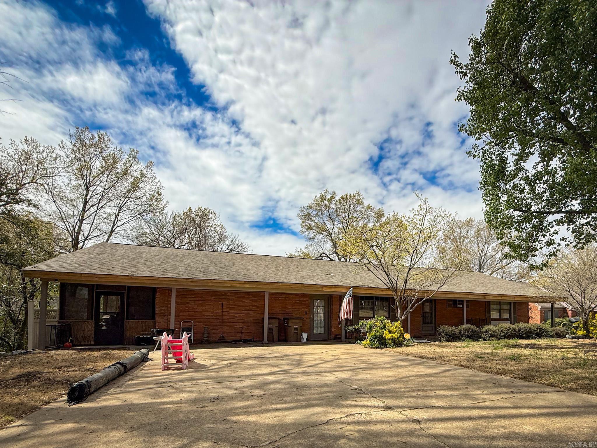 2 Donegal Cir Wynne, AR 72396